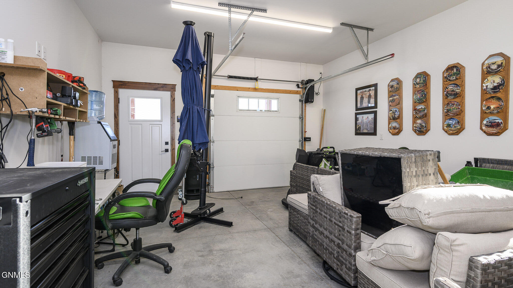 Bismarck, North Dakota, 58503, United States, 3 Bedrooms Bedrooms, ,3 BathroomsBathrooms,Residential,For Sale,1995468