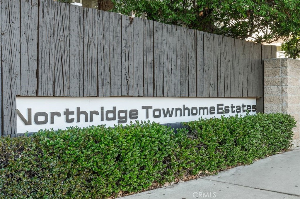 Northridge, California, 91325, United States, 2 Bedrooms Bedrooms, ,3 BathroomsBathrooms,Residential,For Sale,1991947