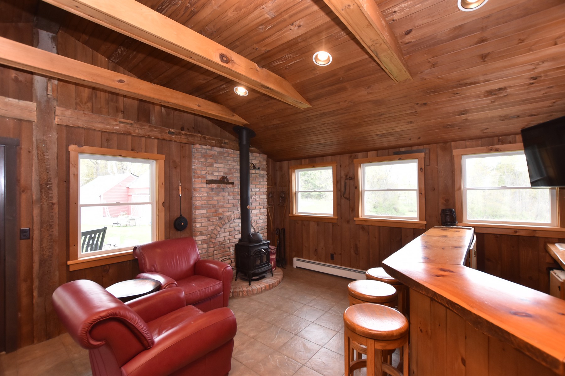  3259 West Hill Road - 物件實景
