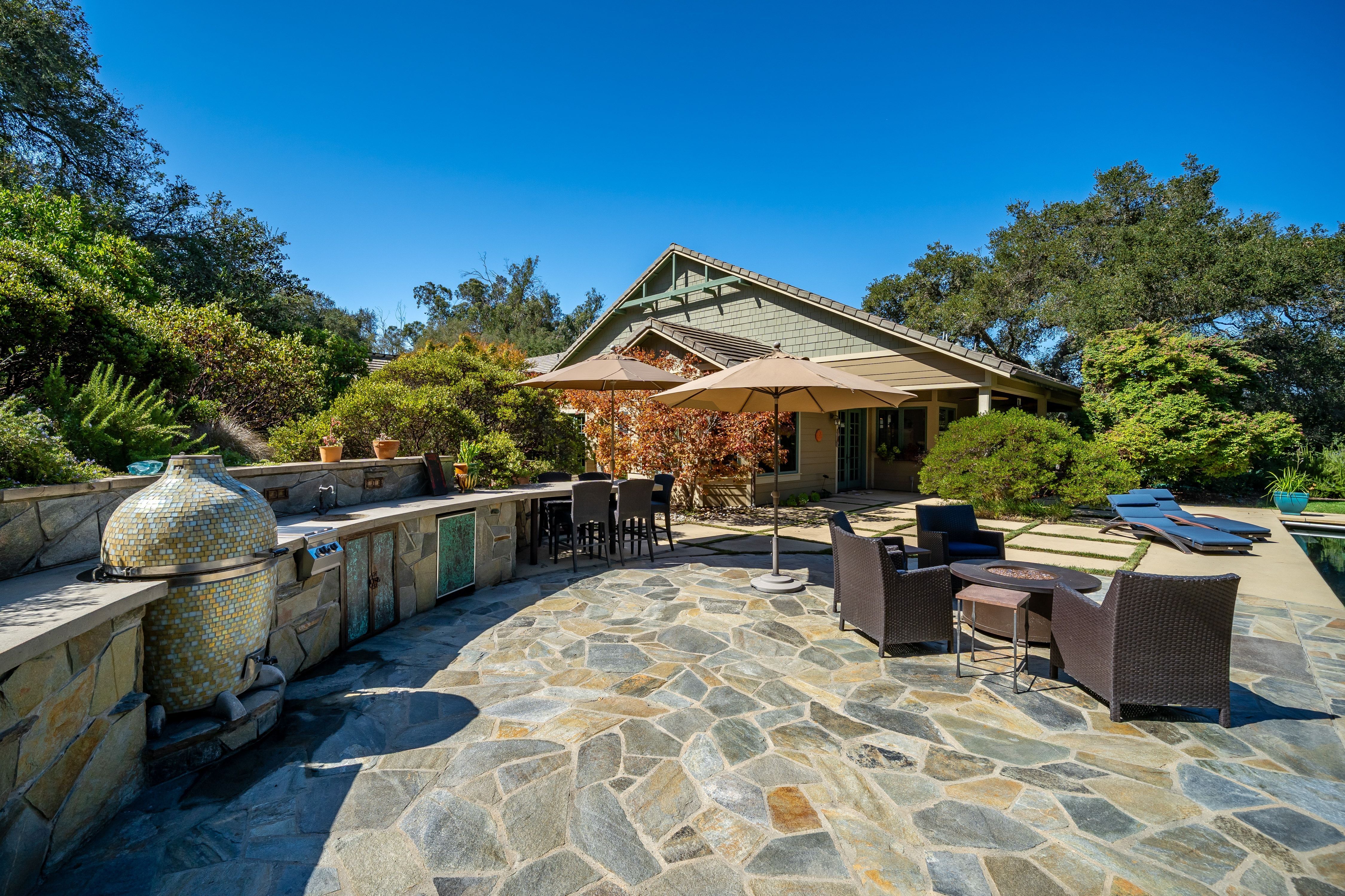  Timeless Craftsman Estate with Resort-Style Outdoor Living - 物件實景
