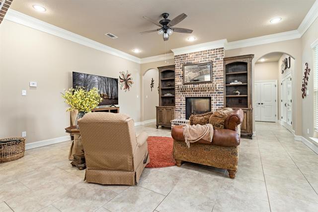 Orange, Texas, 77630, United States, 4 Bedrooms Bedrooms, ,3 BathroomsBathrooms,Residential,For Sale,1896582