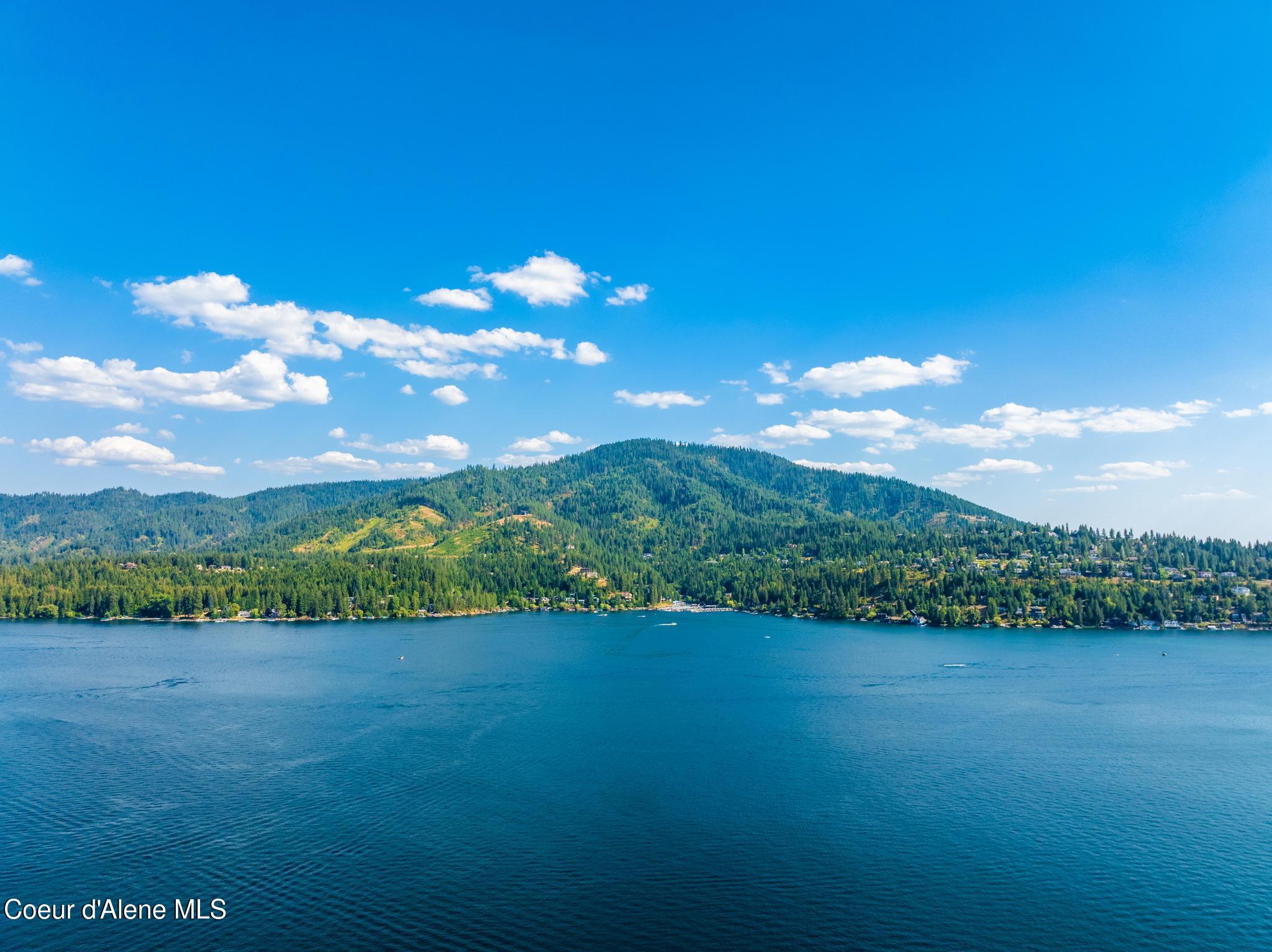 Hayden Lake, Idaho, 83835, United States, 4 Bedrooms Bedrooms, ,1 BathroomBathrooms,Residential,For Sale,1901077