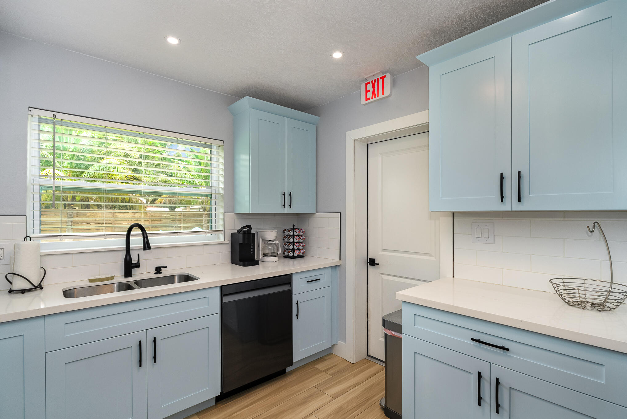 Cocoa Beach, Florida, 32931, United States, 3 Bedrooms Bedrooms, ,2 BathroomsBathrooms,Residential,For Sale,1870691