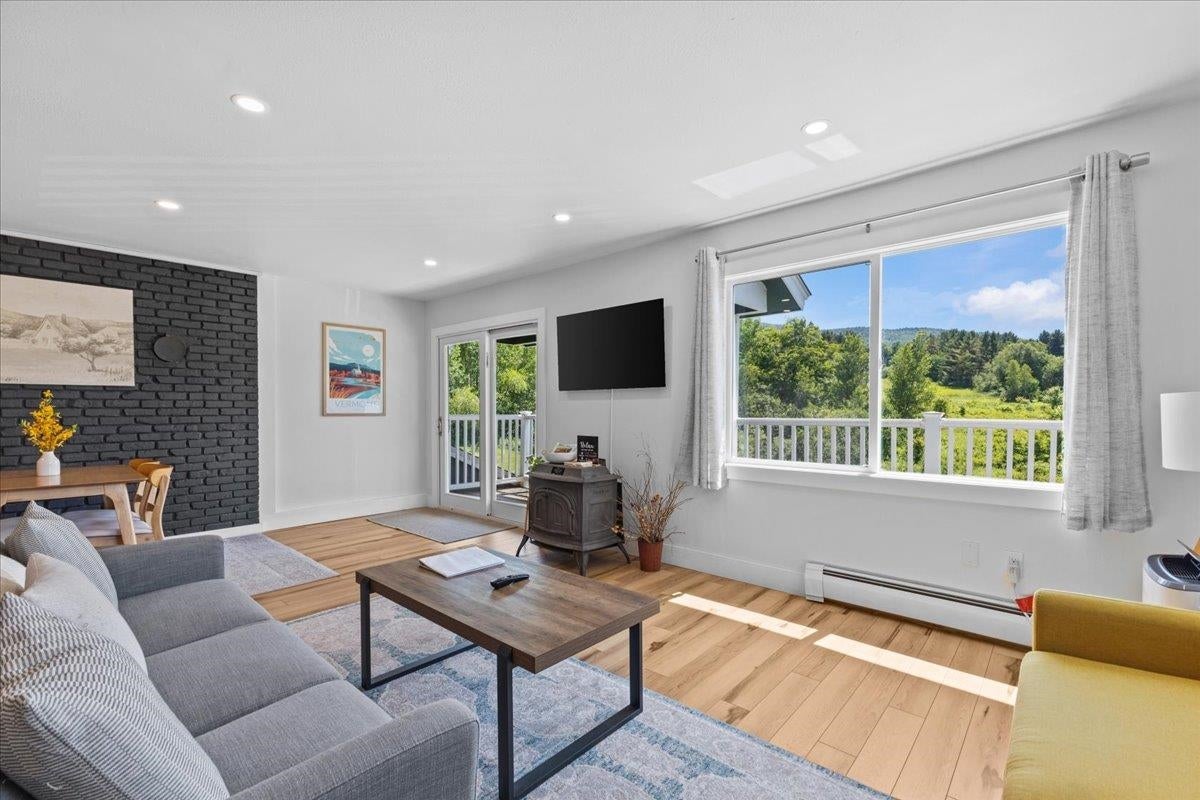 Stowe, Vermont, 05672, United States, 8 Bedrooms Bedrooms, ,5 BathroomsBathrooms,Residential,For Sale,1994933