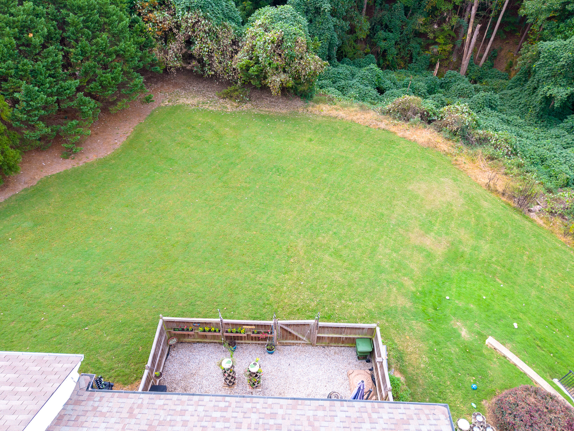  Beautifully Updated Townhome in Desirable Windward/Deerfield Area of Alpharetta - 物件實景
