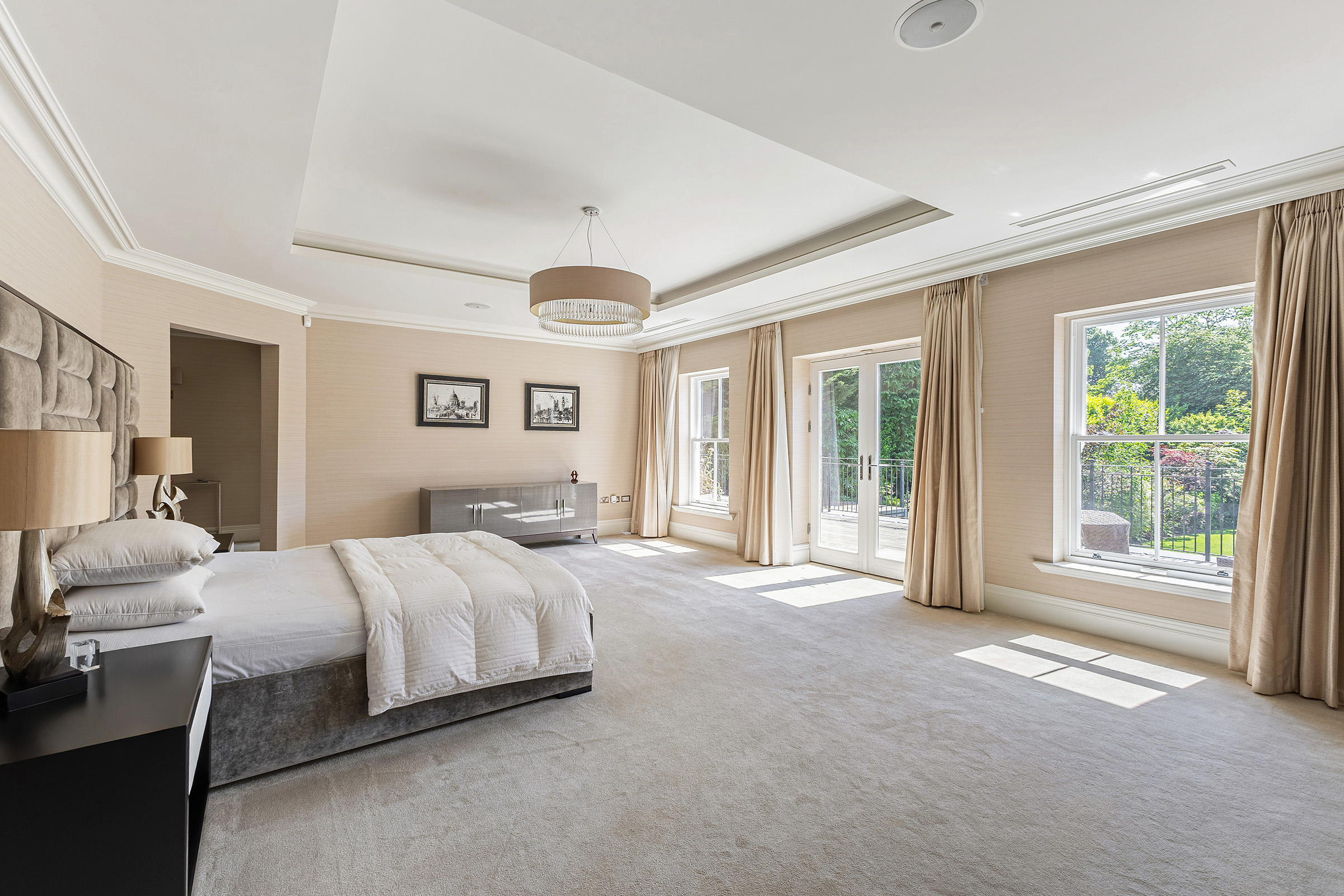  A Magnificent Contemporary Mansion in Ascot - 物件實景