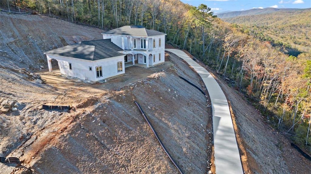 Clarkesville, Georgia, 30523, United States, 4 Bedrooms Bedrooms, ,5 BathroomsBathrooms,Residential,For Sale,1937902