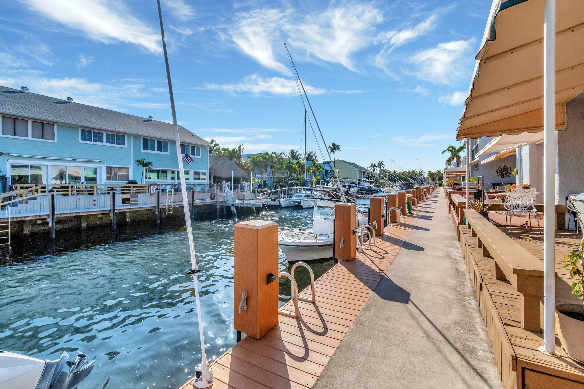 Boynton Beach, Florida, 33435, United States, 2 Bedrooms Bedrooms, ,3 BathroomsBathrooms,Residential,For Sale,1927808