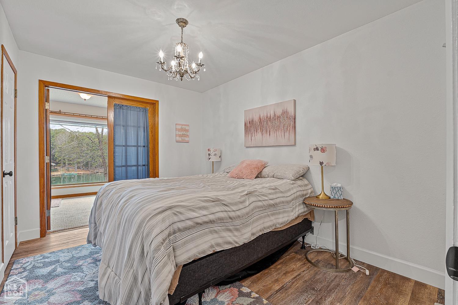 Cherokee Village, Arkansas, 72529, United States, 6 Bedrooms Bedrooms, ,3 BathroomsBathrooms,Residential,For Sale,1983477