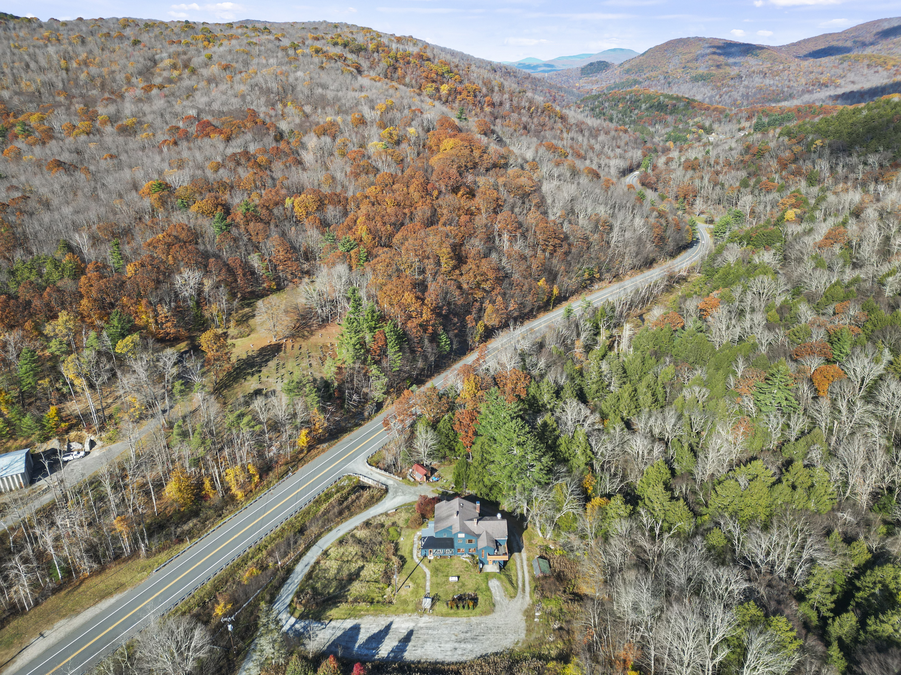  This Property Embodies the Berkshire Charm, History, and Natural Beauty - 物件實景