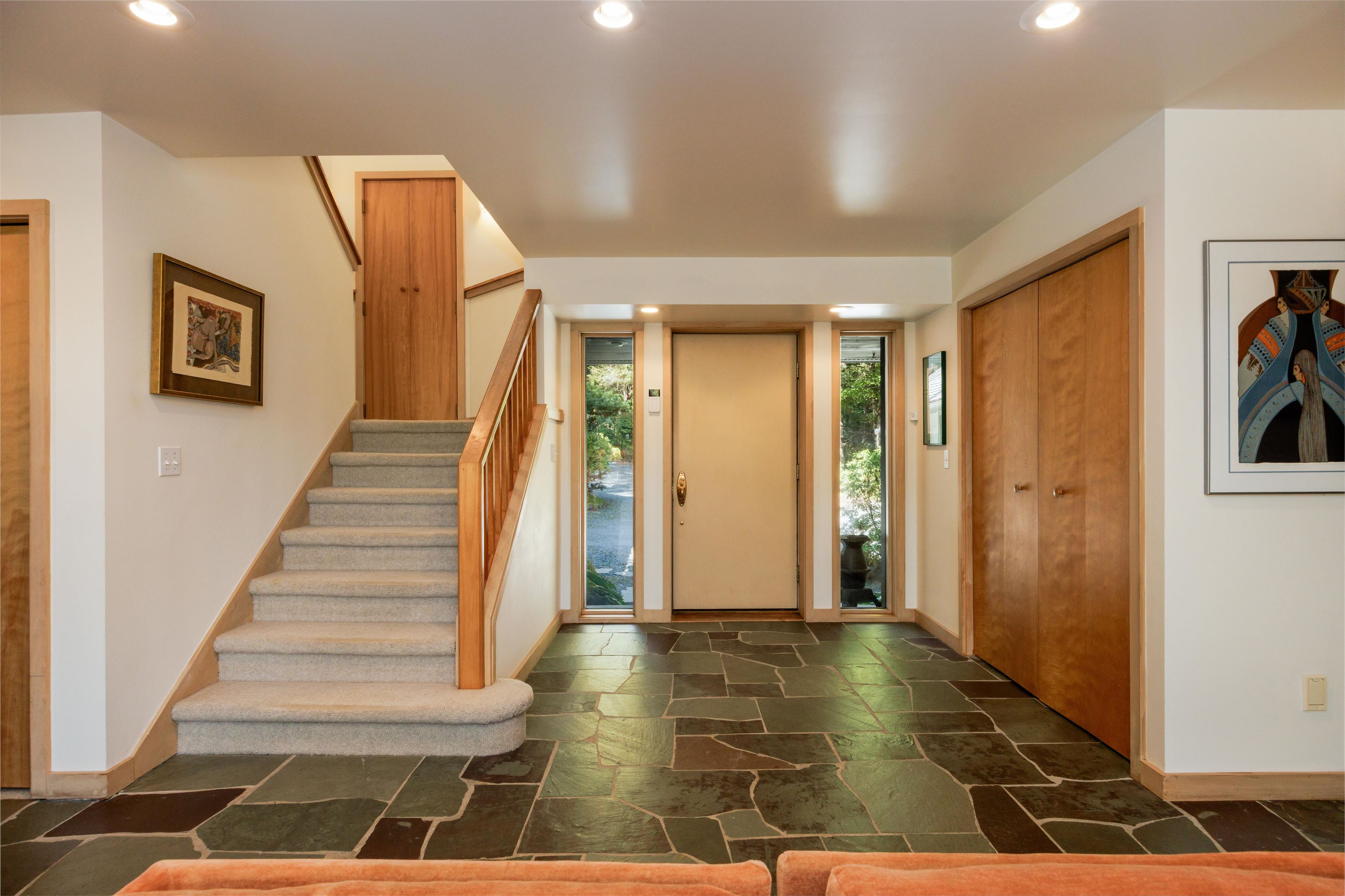 Grantham, New Hampshire, 03753, United States, 4 Bedrooms Bedrooms, ,3 BathroomsBathrooms,Residential,For Sale,1947090