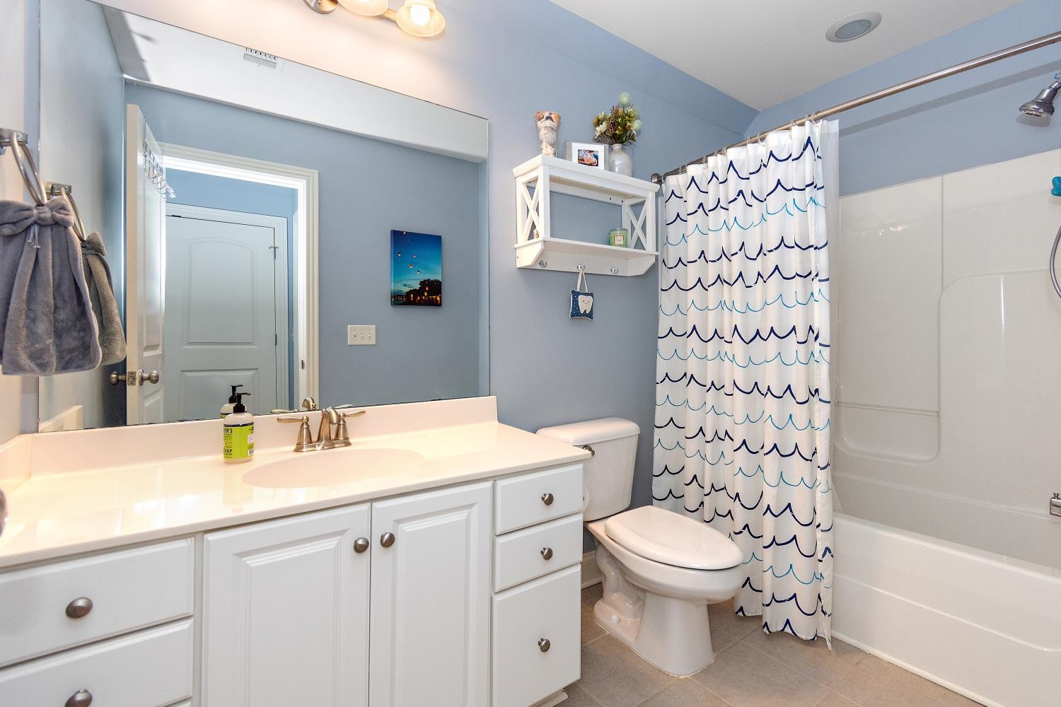 Mount Juliet, Tennessee, 37122, United States, 4 Bedrooms Bedrooms, ,3 BathroomsBathrooms,Residential,For Sale,1891571