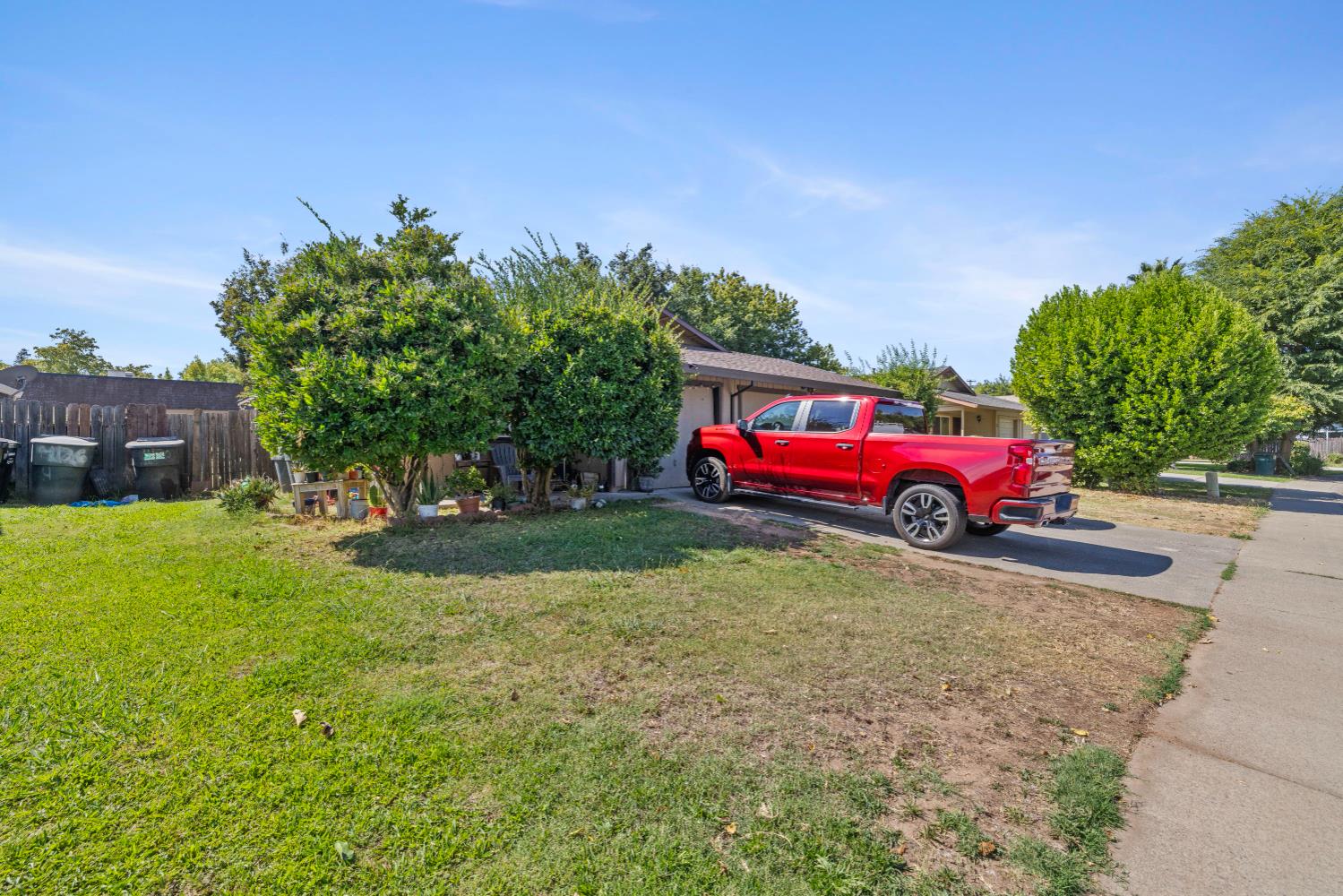 North Highlands, California, 95660, United States, ,Residential,For Sale,1941580