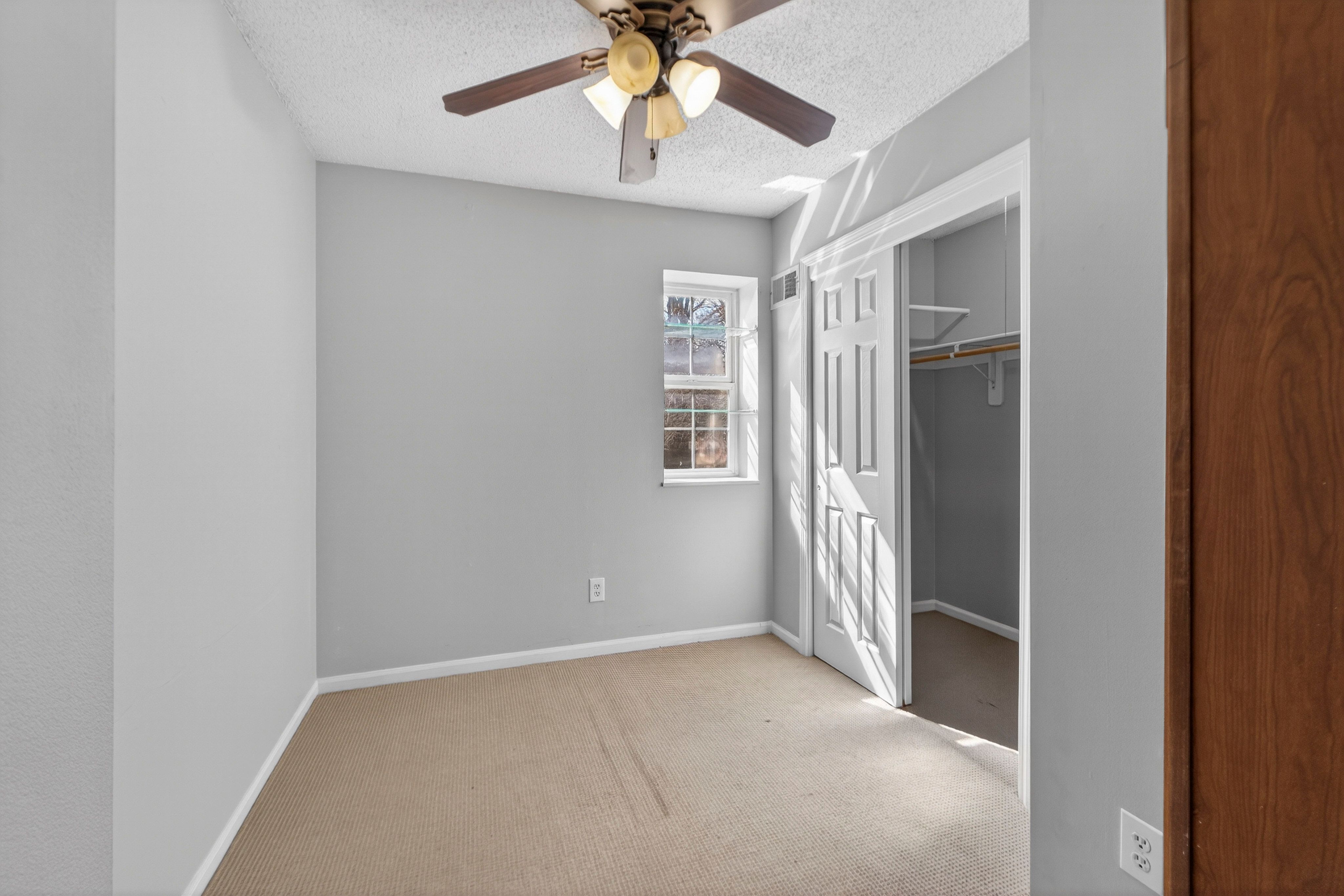  911 West 41st Place, Kansas City, MO 64111 - 物件實景