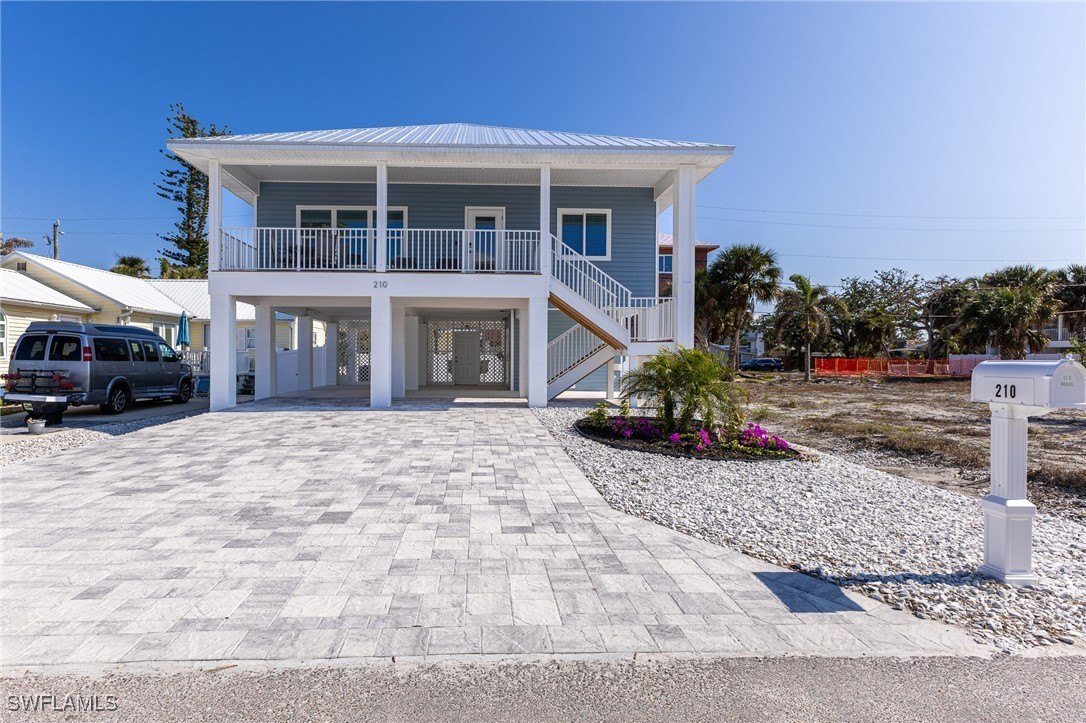 Fort Myers Beach, Florida, 33931, United States, 3 Bedrooms Bedrooms, ,2 BathroomsBathrooms,Residential,For Sale,1895274