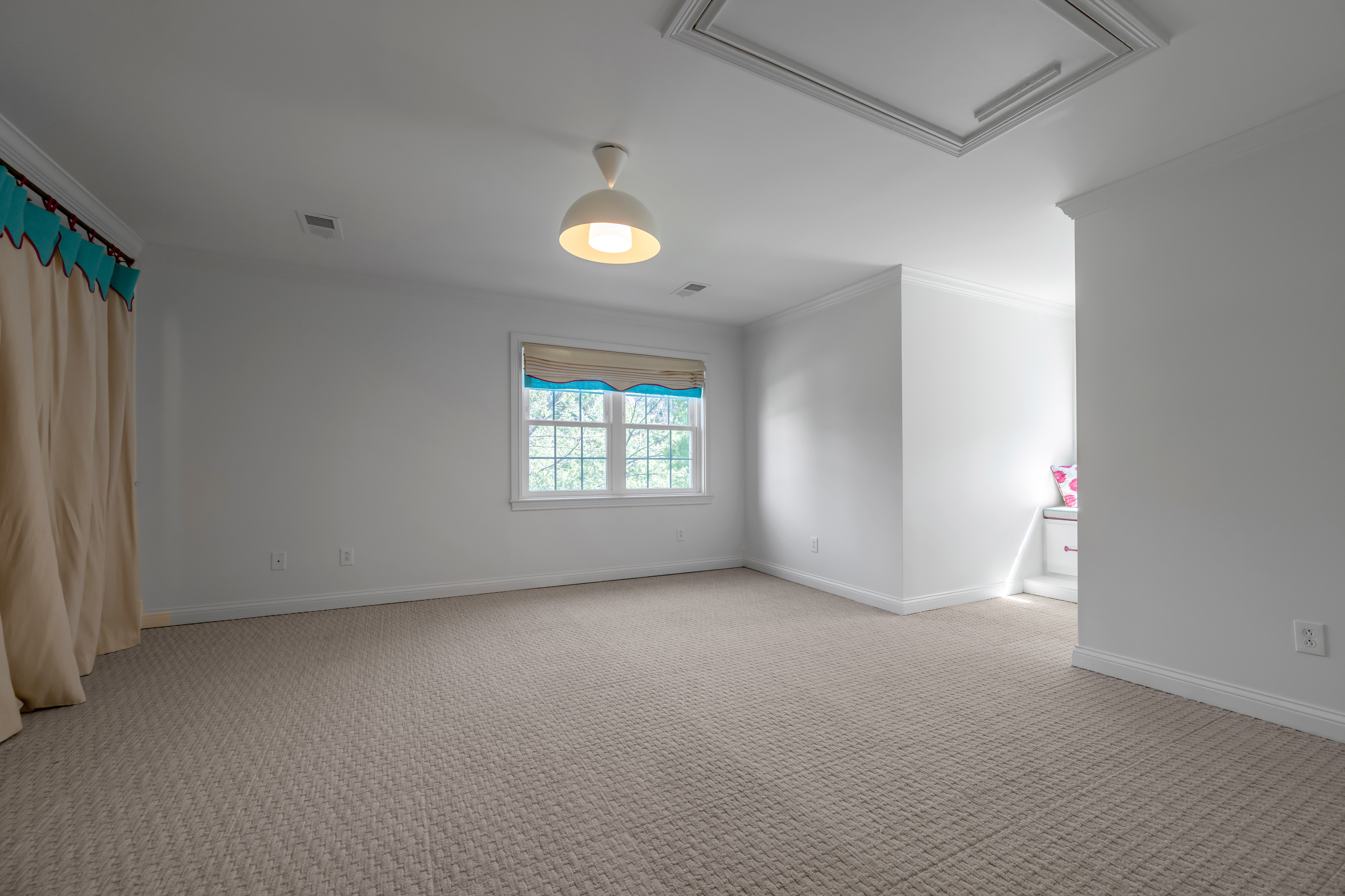  3516 Castlegate Wynd - 物件實景