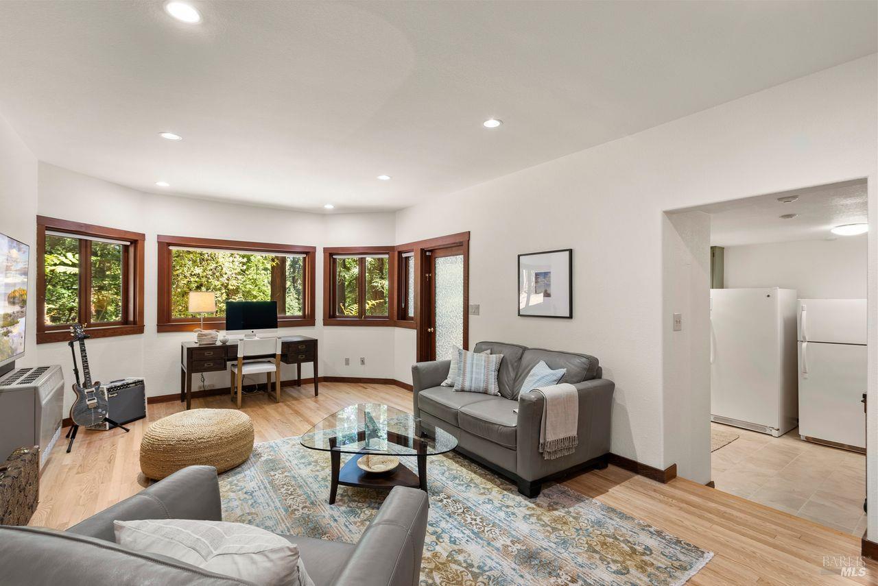Woodacre, California, 94973, United States, 5 Bedrooms Bedrooms, ,3 BathroomsBathrooms,Residential,For Sale,1838533