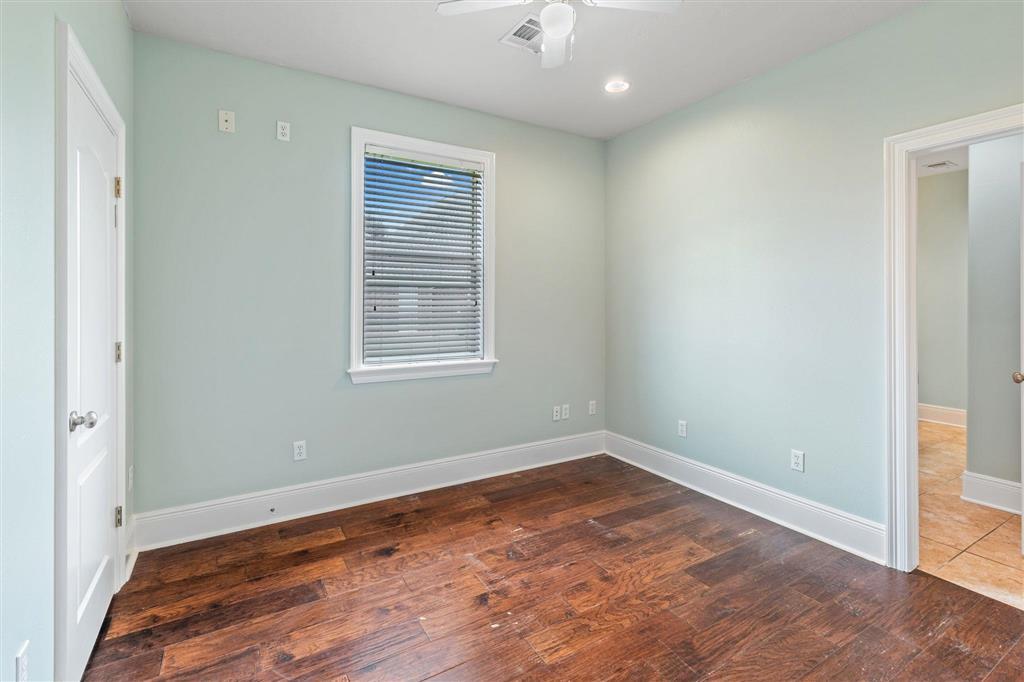 Lake Charles, Louisiana, 70611, United States, 5 Bedrooms Bedrooms, ,5 BathroomsBathrooms,Residential,For Sale,1944572