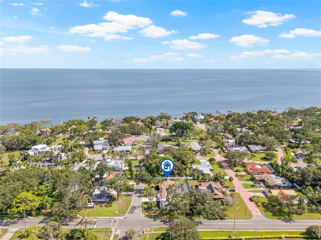 St Petersburg, Florida, 33705, United States, 4 Bedrooms Bedrooms, ,2 BathroomsBathrooms,Residential,For Sale,1919493