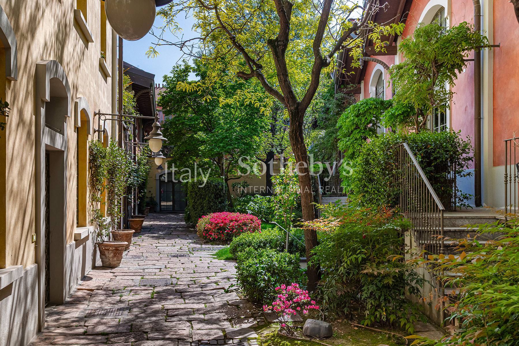  A refined residence in a private setting - 物件實景