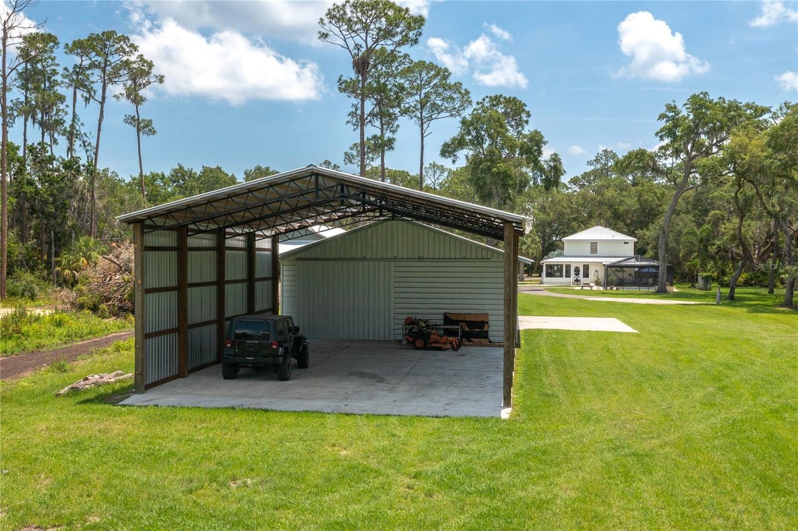 LAKE WALES, Florida, 33898, United States, 3 Bedrooms Bedrooms, ,3 BathroomsBathrooms,Residential,For Sale,1846295