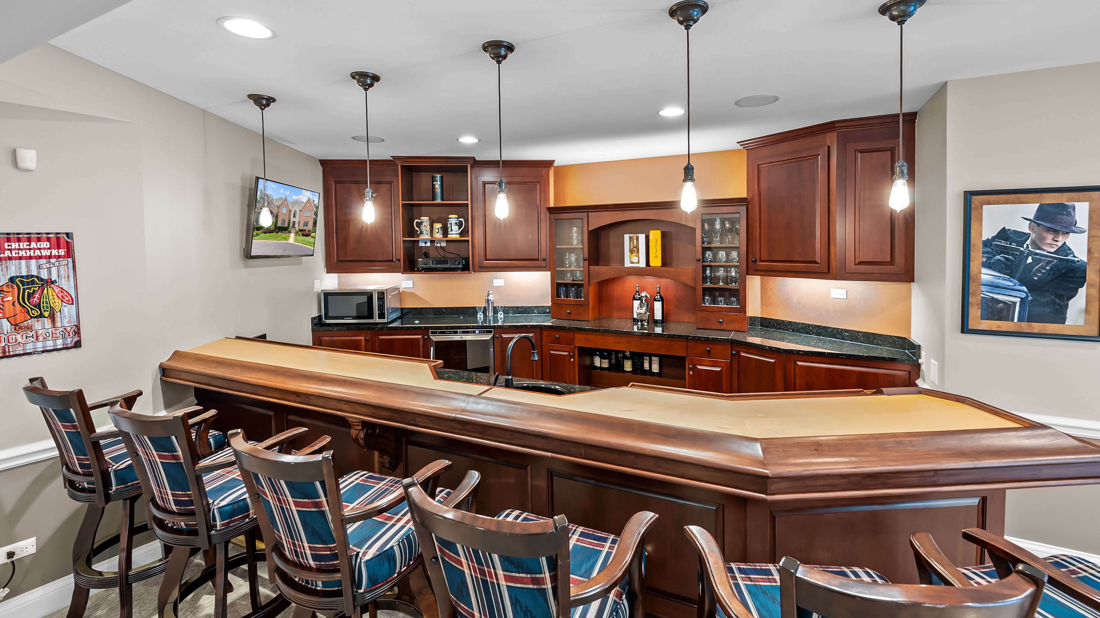  Experience Luxury Living at its Finest in Barrington - 物件實景