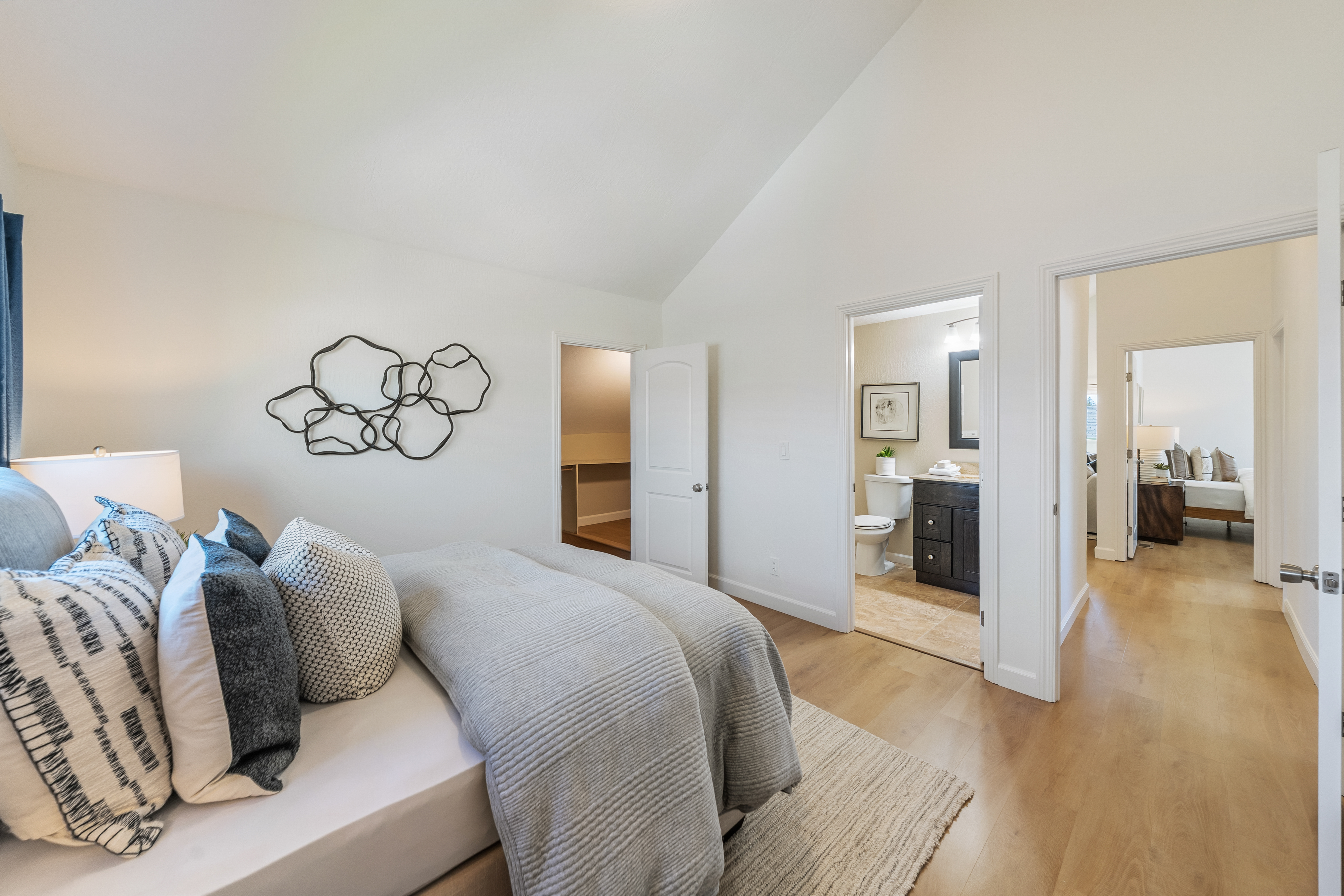  Expansive Vista Park Residence - 物件實景