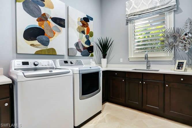 595 Regatta Rd, Naples, Florida, 34103, United States, 4 Bedrooms Bedrooms, ,6 BathroomsBathrooms,Residential,For Sale,595 Regatta Rd,1573349