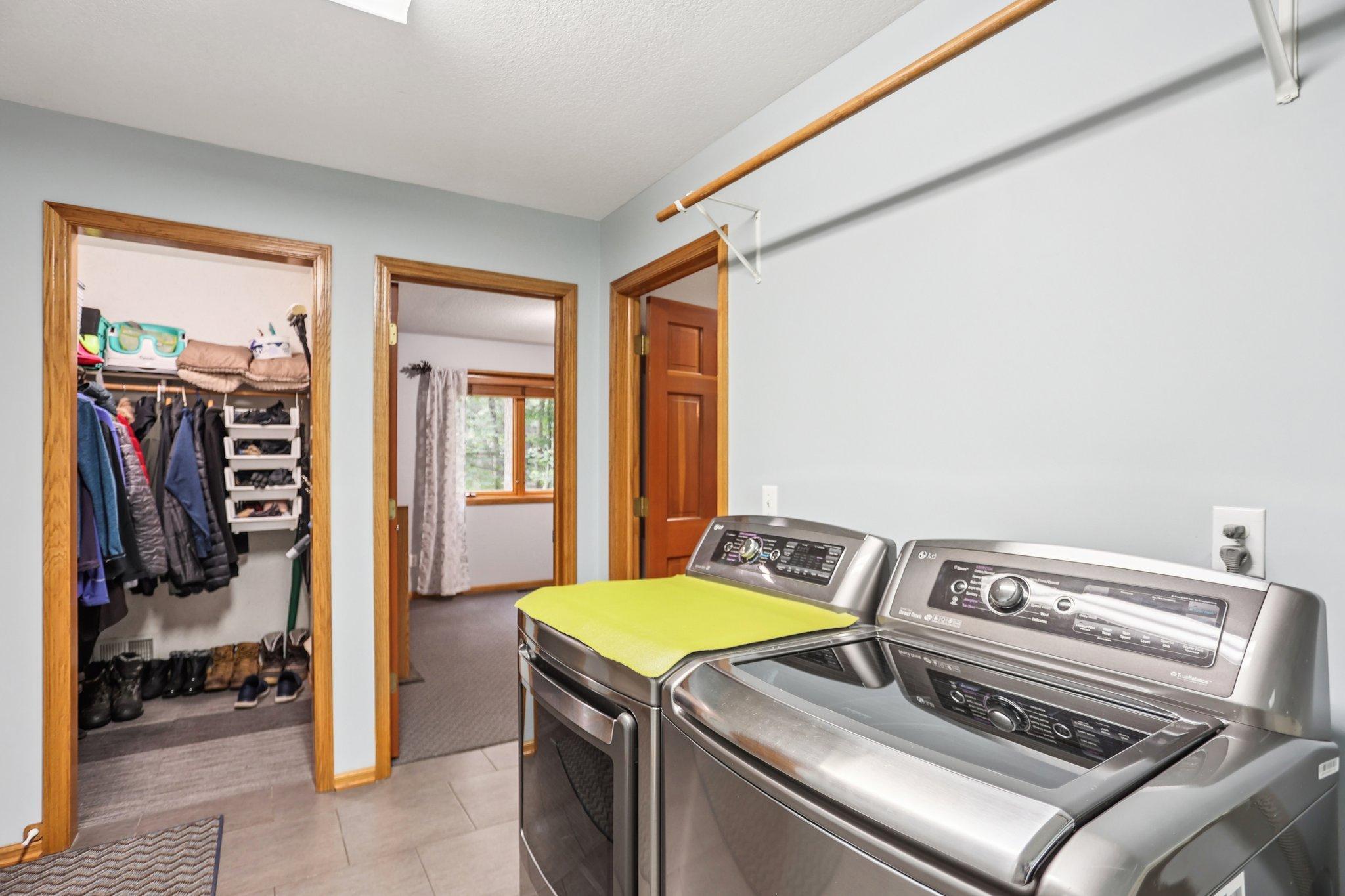 Blaine, Minnesota, 55449, United States, 4 Bedrooms Bedrooms, ,3 BathroomsBathrooms,Residential,For Sale,1940796