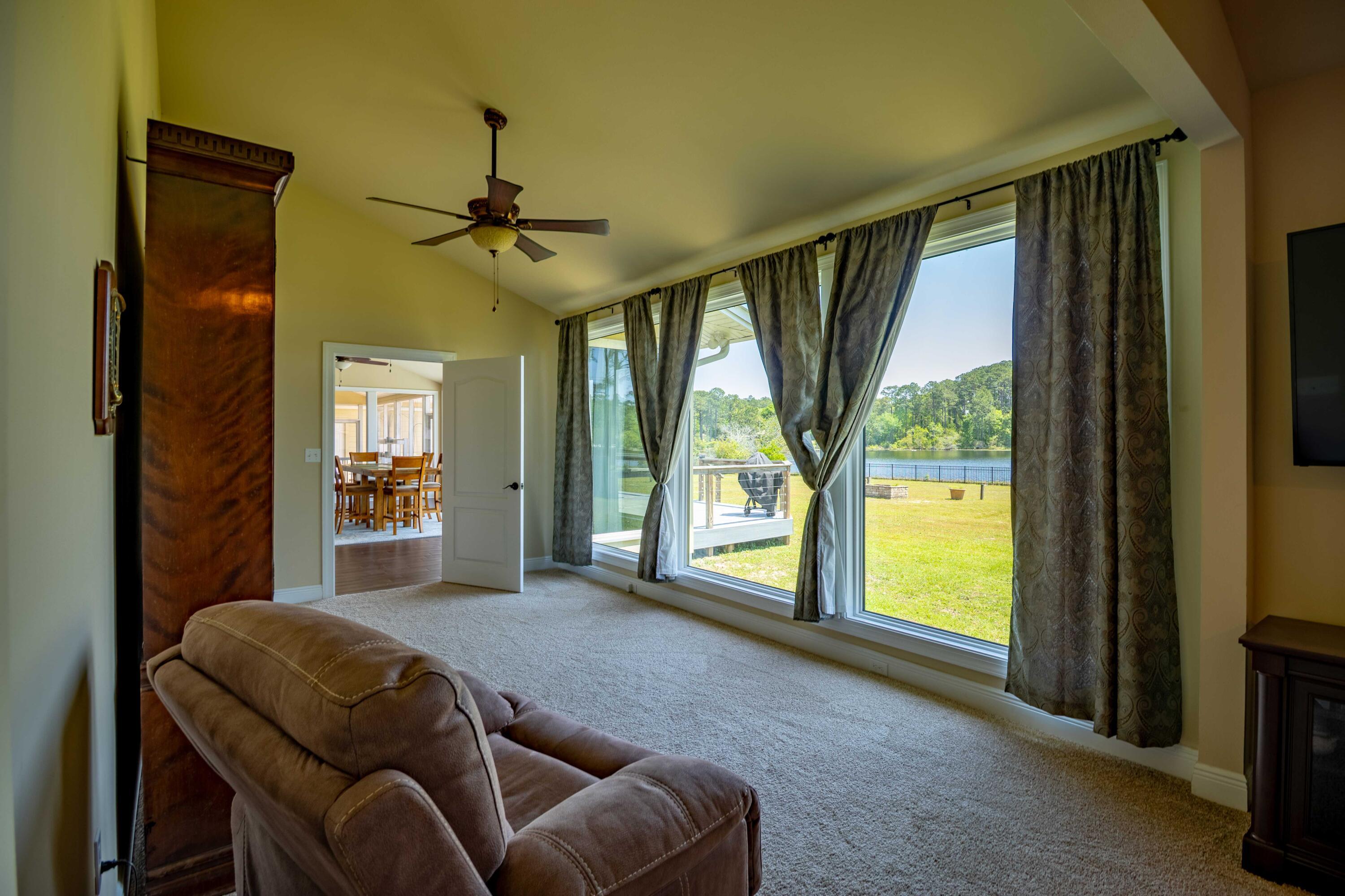 Crestview, Florida, 32539, United States, 3 Bedrooms Bedrooms, ,2 BathroomsBathrooms,Residential,For Sale,1879001