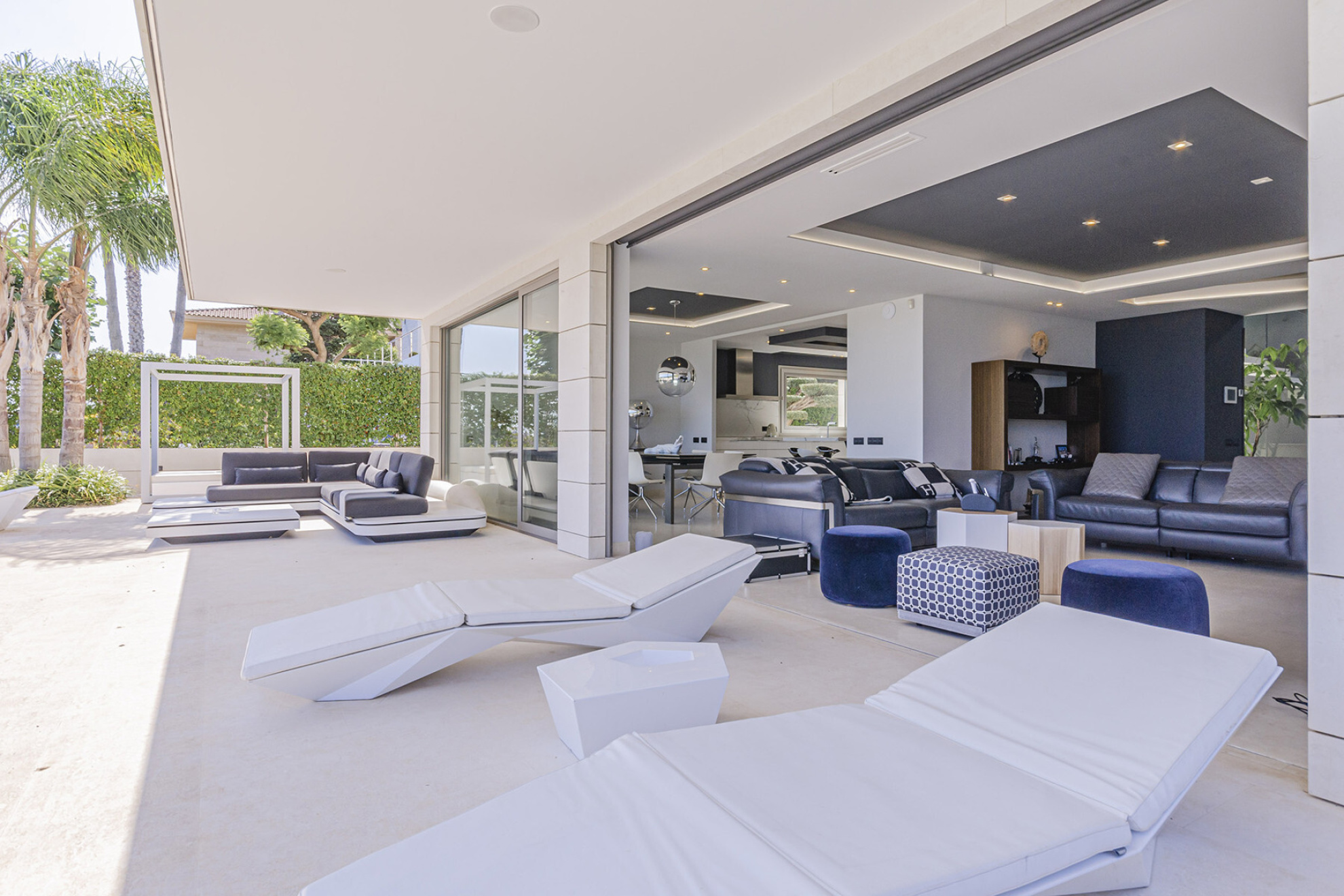  Modern villa with extraordinary ocean, golf and city views - 物件實景