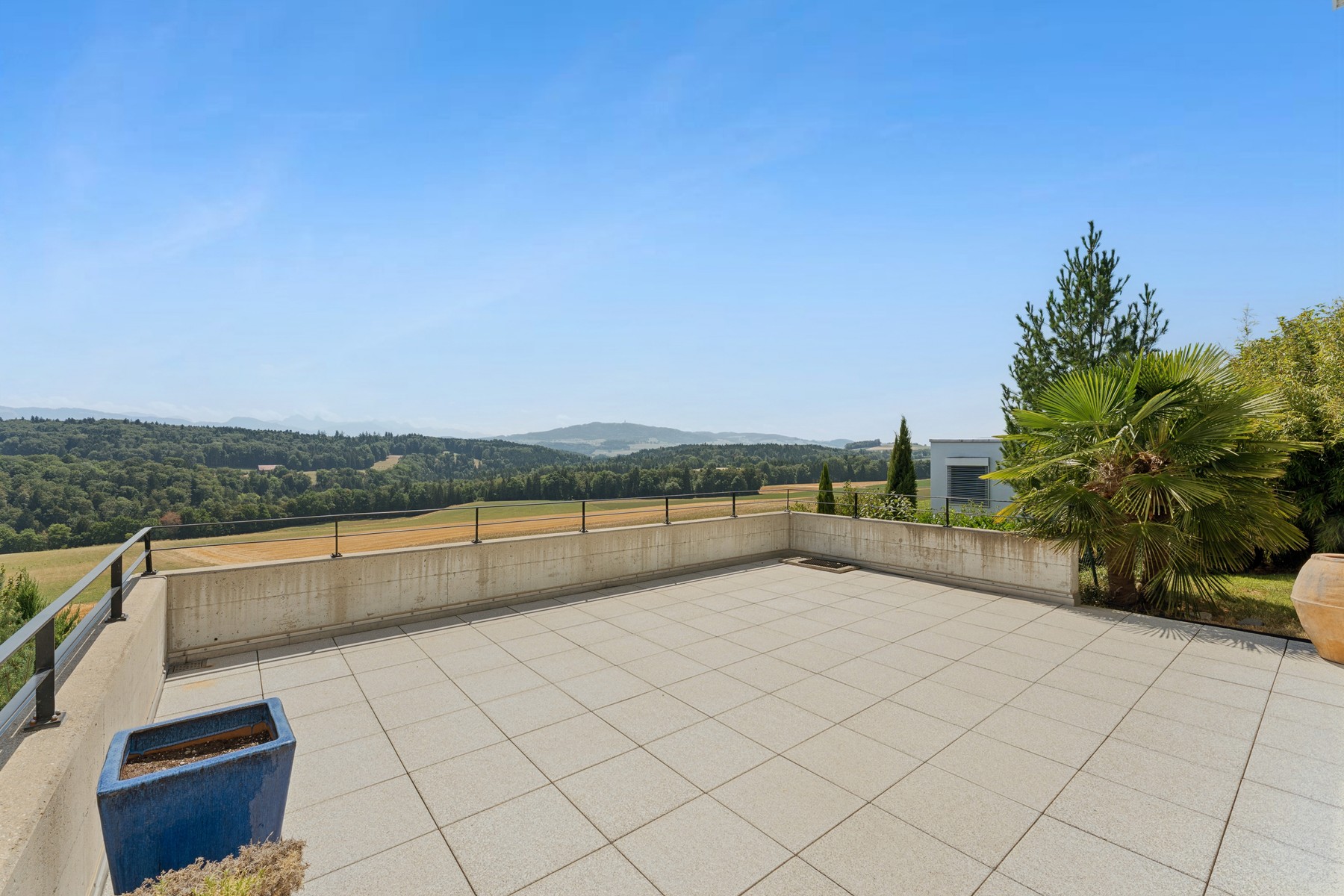  Contemporary family villa with exceptional panoramic views - 物件實景