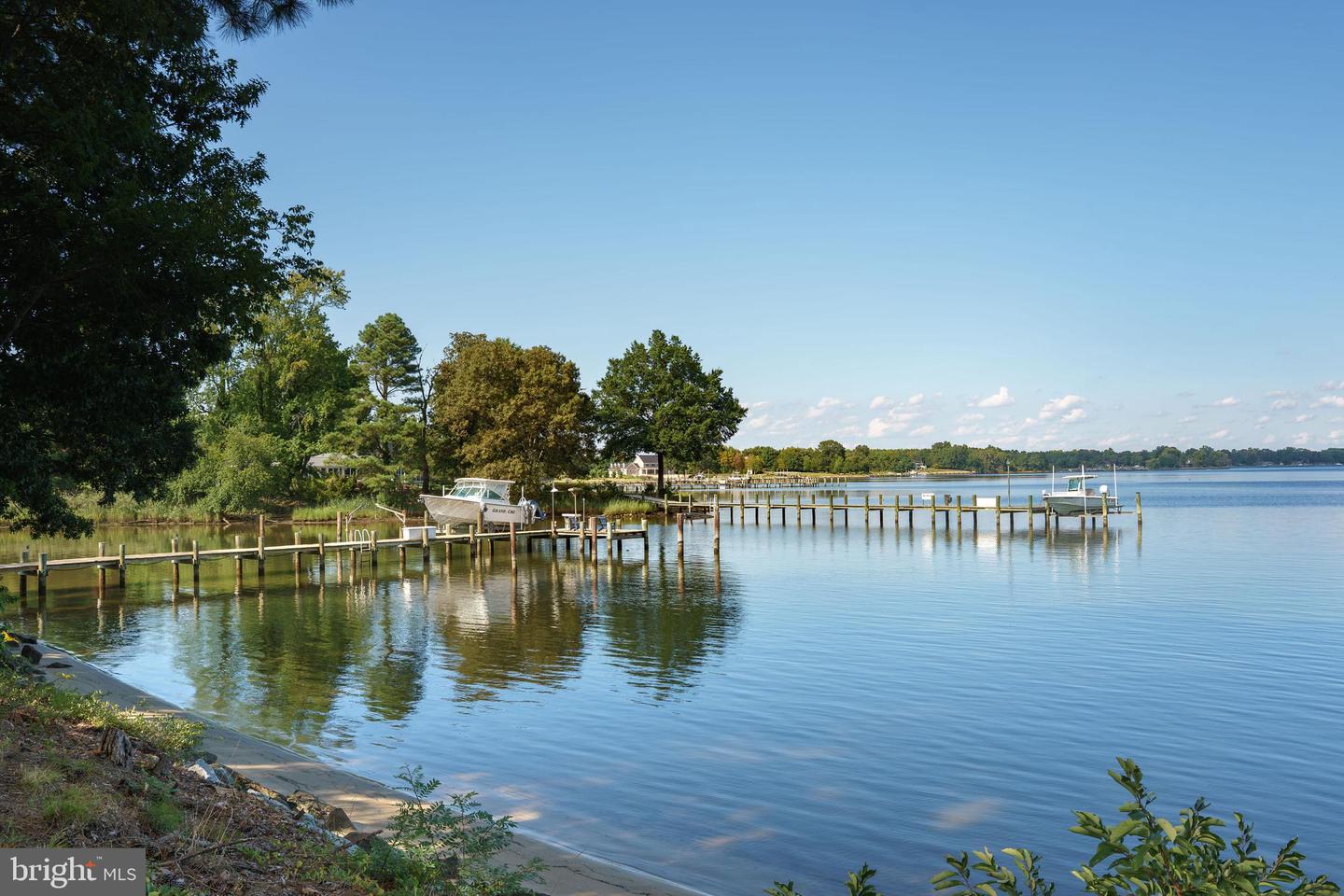 Queenstown, Maryland, 21658, United States, 5 Bedrooms Bedrooms, ,6 BathroomsBathrooms,Residential,For Sale,1940127