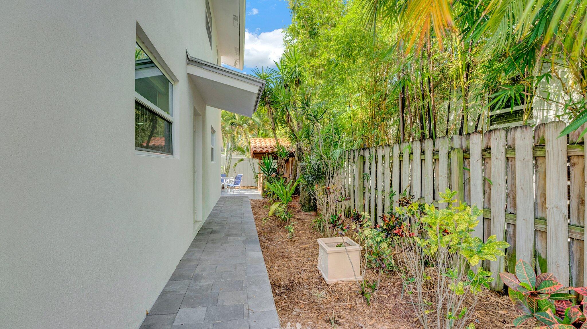 Delray Beach, Florida, 33444, United States, 6 Bedrooms Bedrooms, ,4 BathroomsBathrooms,Residential,For Sale,1836889