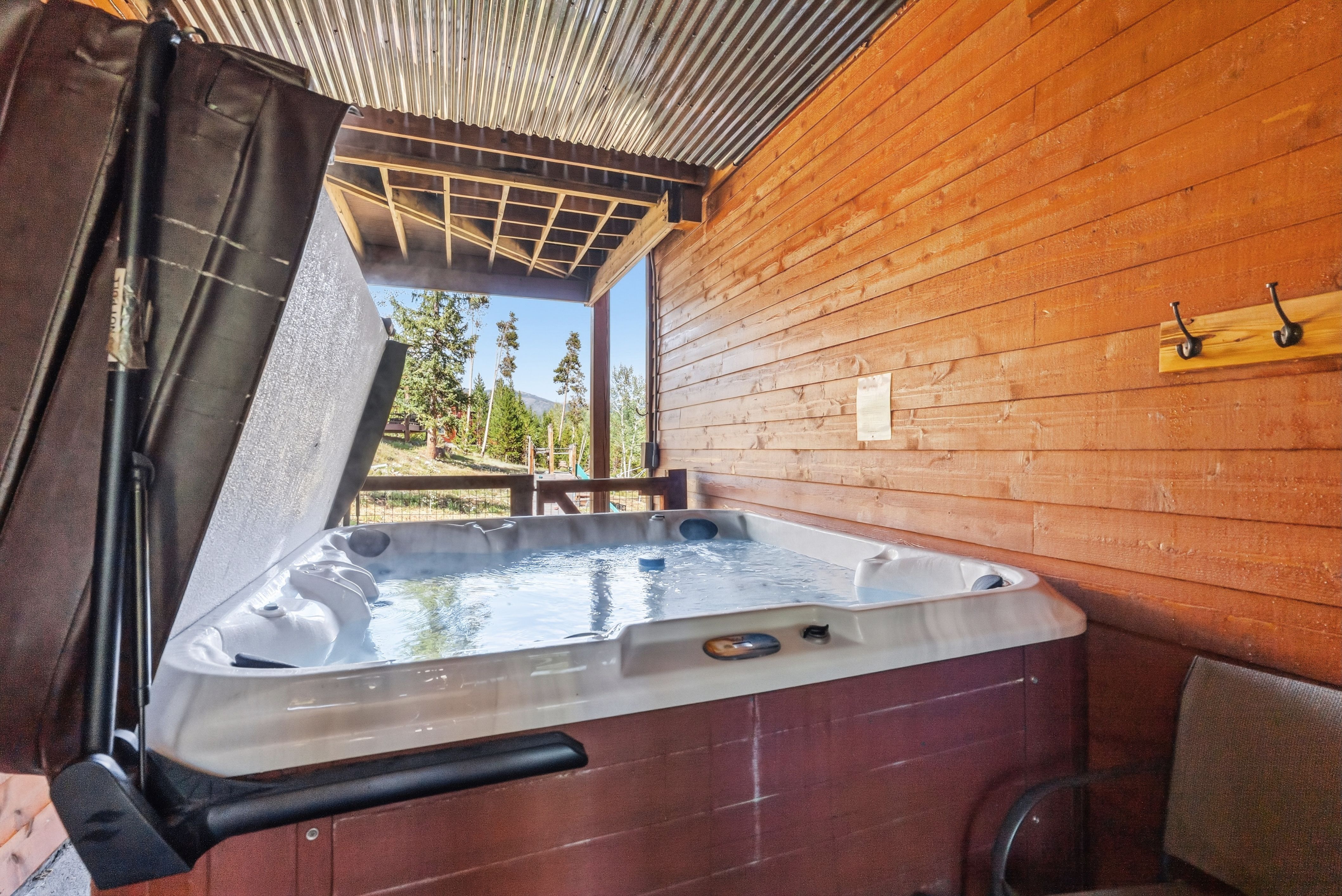  One-of-a-Kind Mountain Retreat - 物件實景