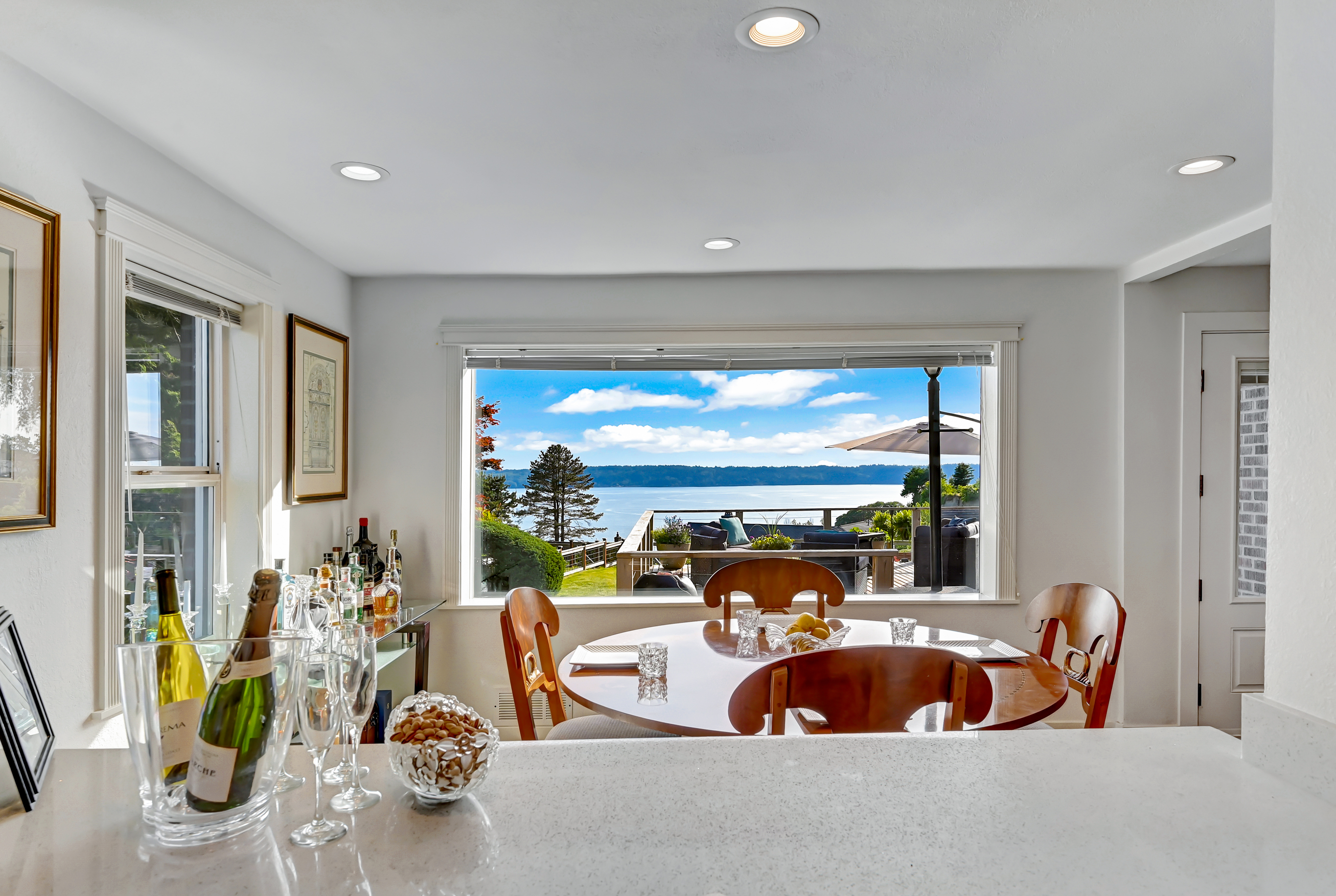  10825 Marine View Dr SW, Seattle, WA 98146 - 物件實景
