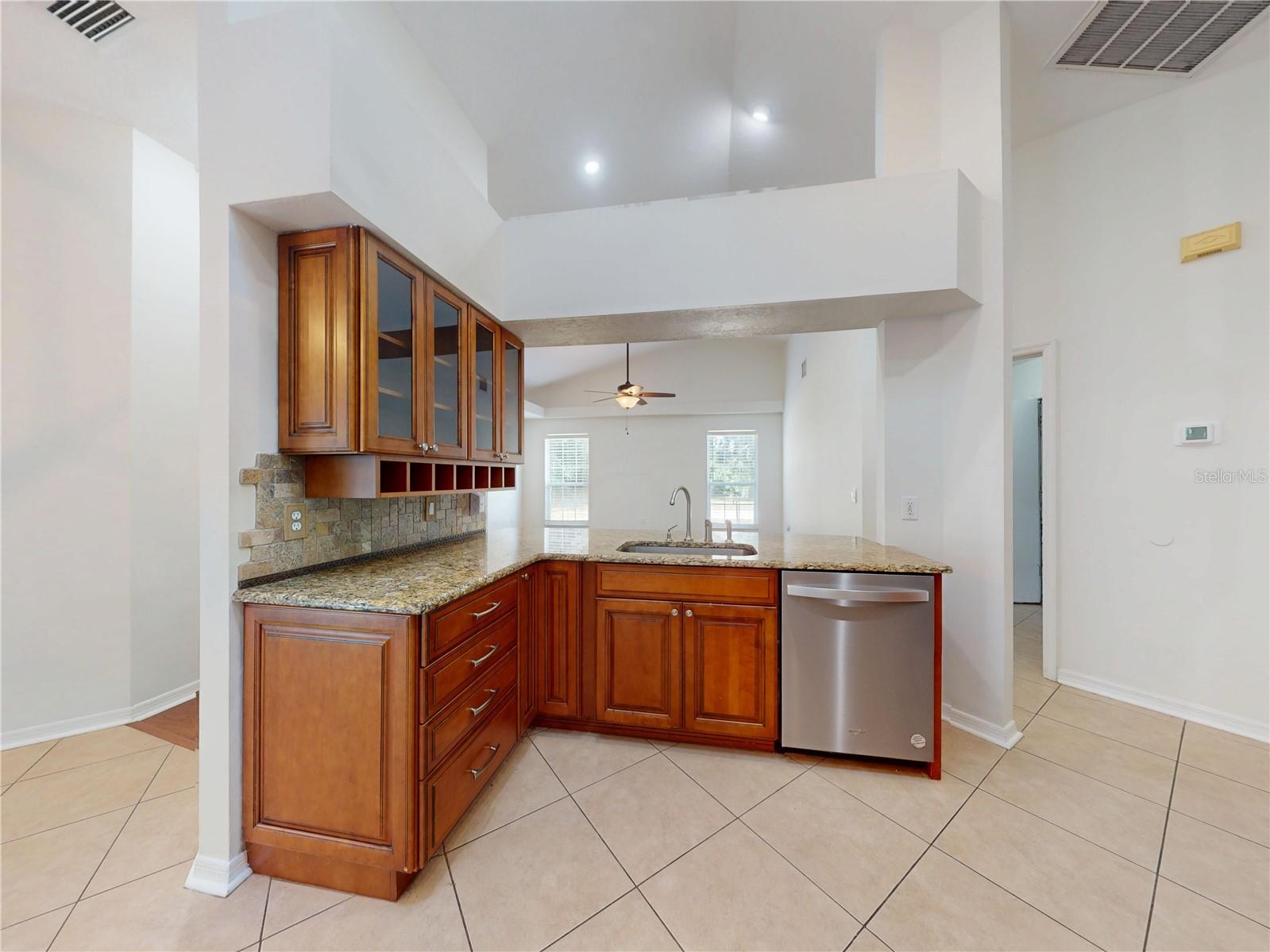 OCALA, Florida, 34482, United States, 4 Bedrooms Bedrooms, ,2 BathroomsBathrooms,Residential,For Sale,1991110