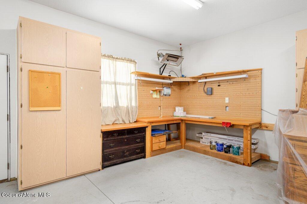 Hayden, Idaho, 83835, United States, 4 Bedrooms Bedrooms, ,Residential,For Sale,2000140