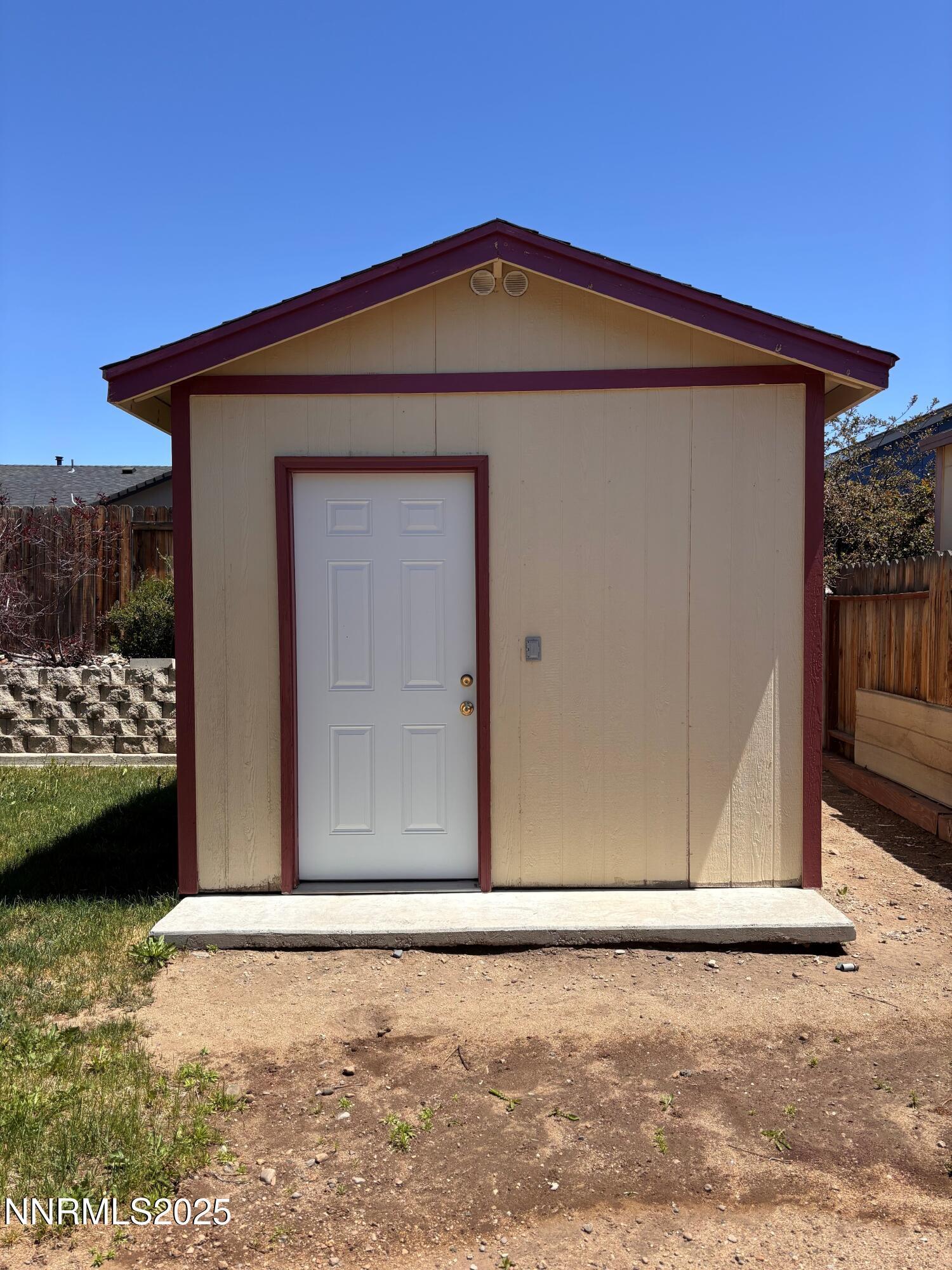 Gardnerville, Nevada, 89460, United States, 3 Bedrooms Bedrooms, ,2 BathroomsBathrooms,Residential,For Sale,1959065