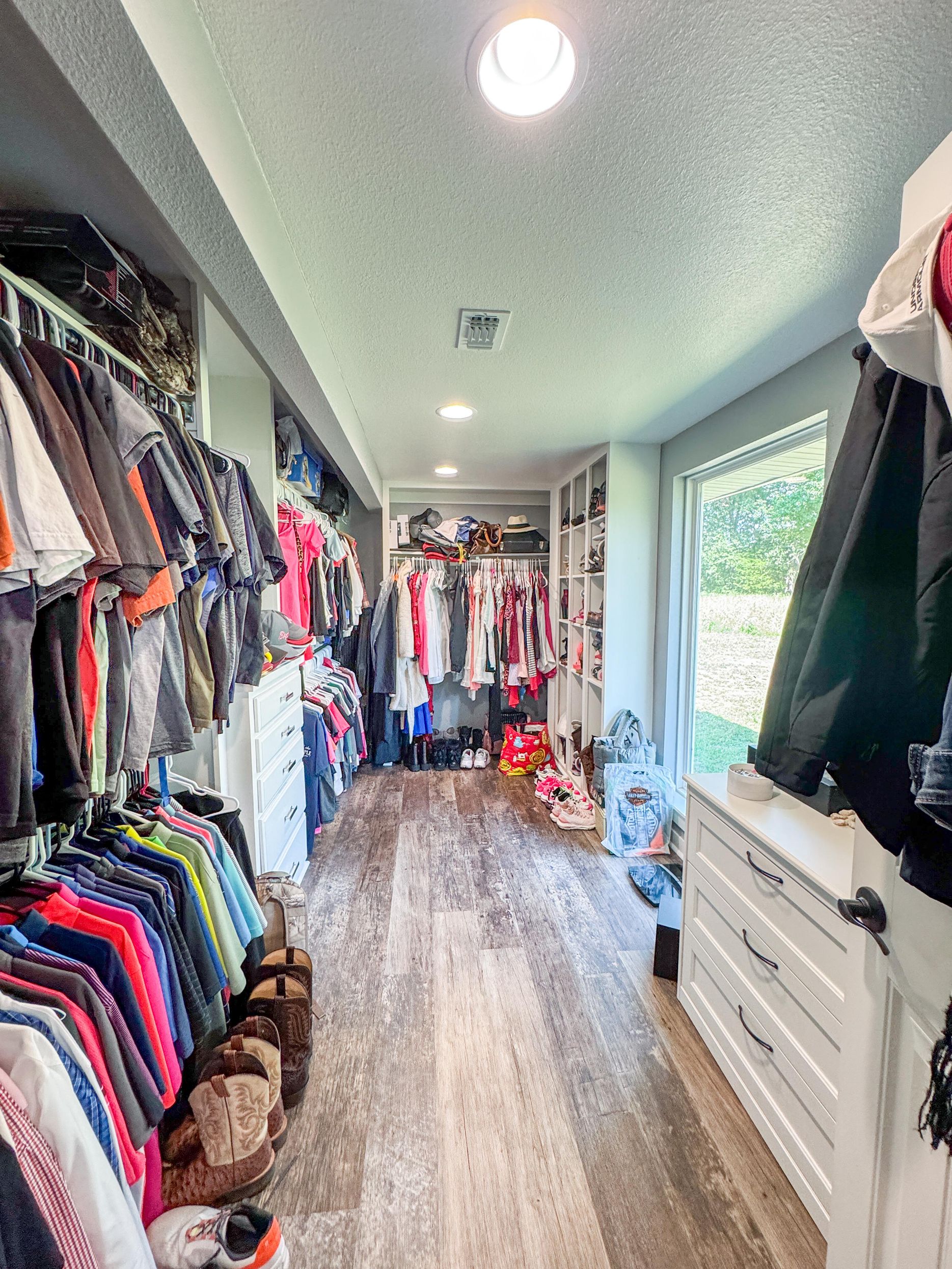Douglassville, Texas, 75560, United States, 4 Bedrooms Bedrooms, ,3 BathroomsBathrooms,Residential,For Sale,1914297