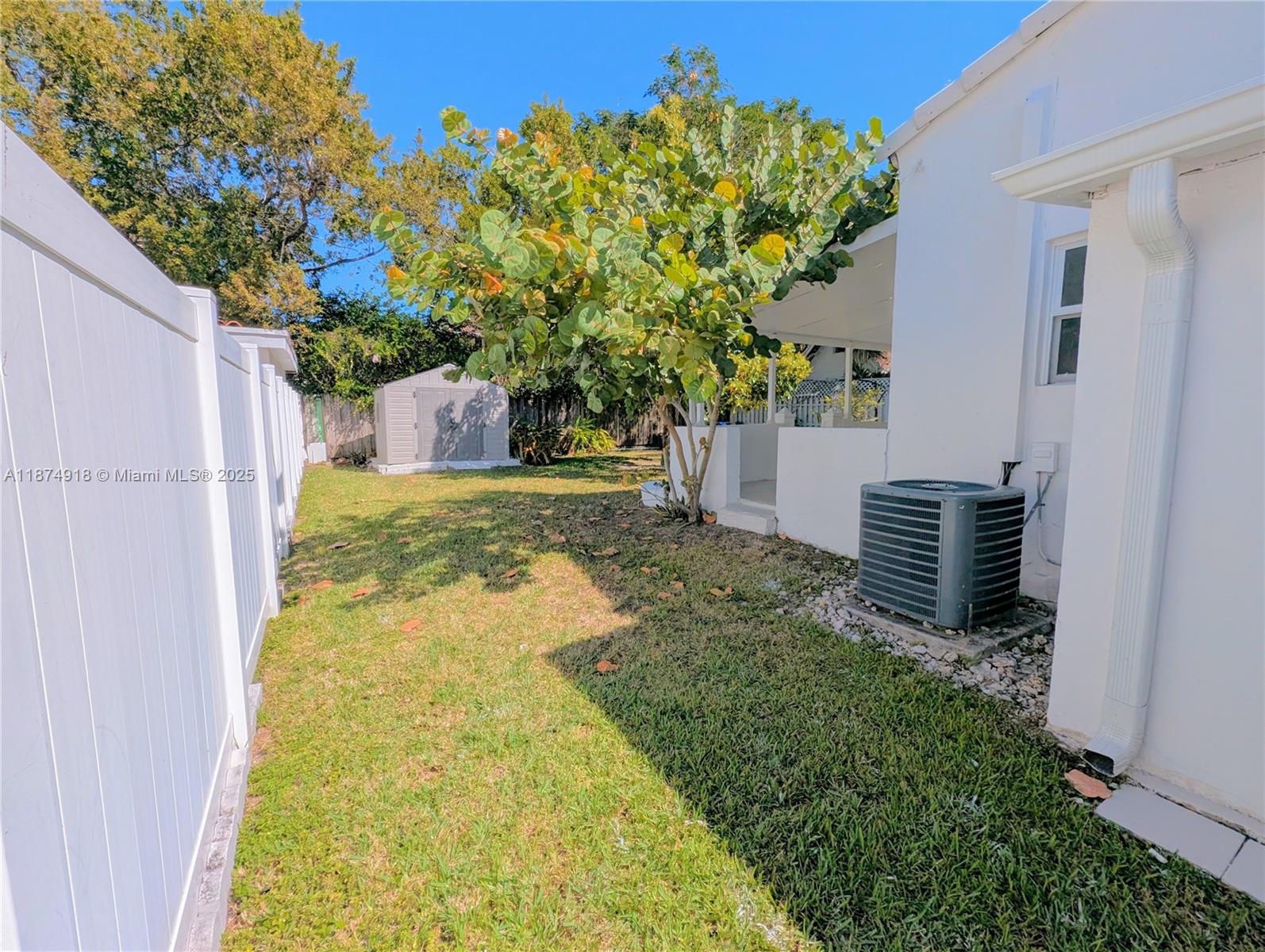 Miami, Florida, 33138, United States, 3 Bedrooms Bedrooms, ,2 BathroomsBathrooms,Residential,For Sale,1947884