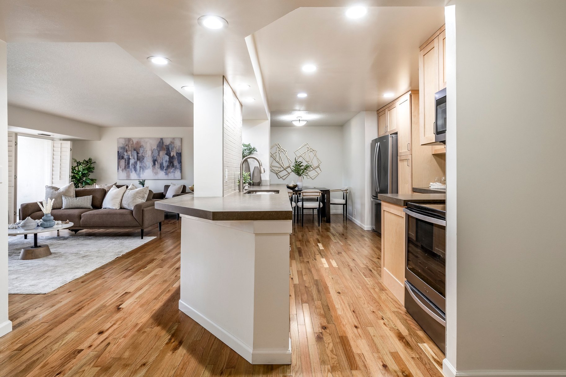  Spacious Canyon Crest Condo with Sweeping Valley Views - 物件實景