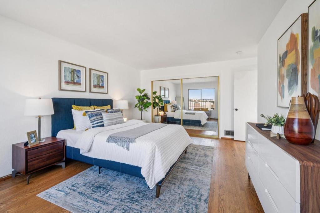 San Francisco, California, 94131, United States, 3 Bedrooms Bedrooms, ,3 BathroomsBathrooms,Residential,For Sale,1974039