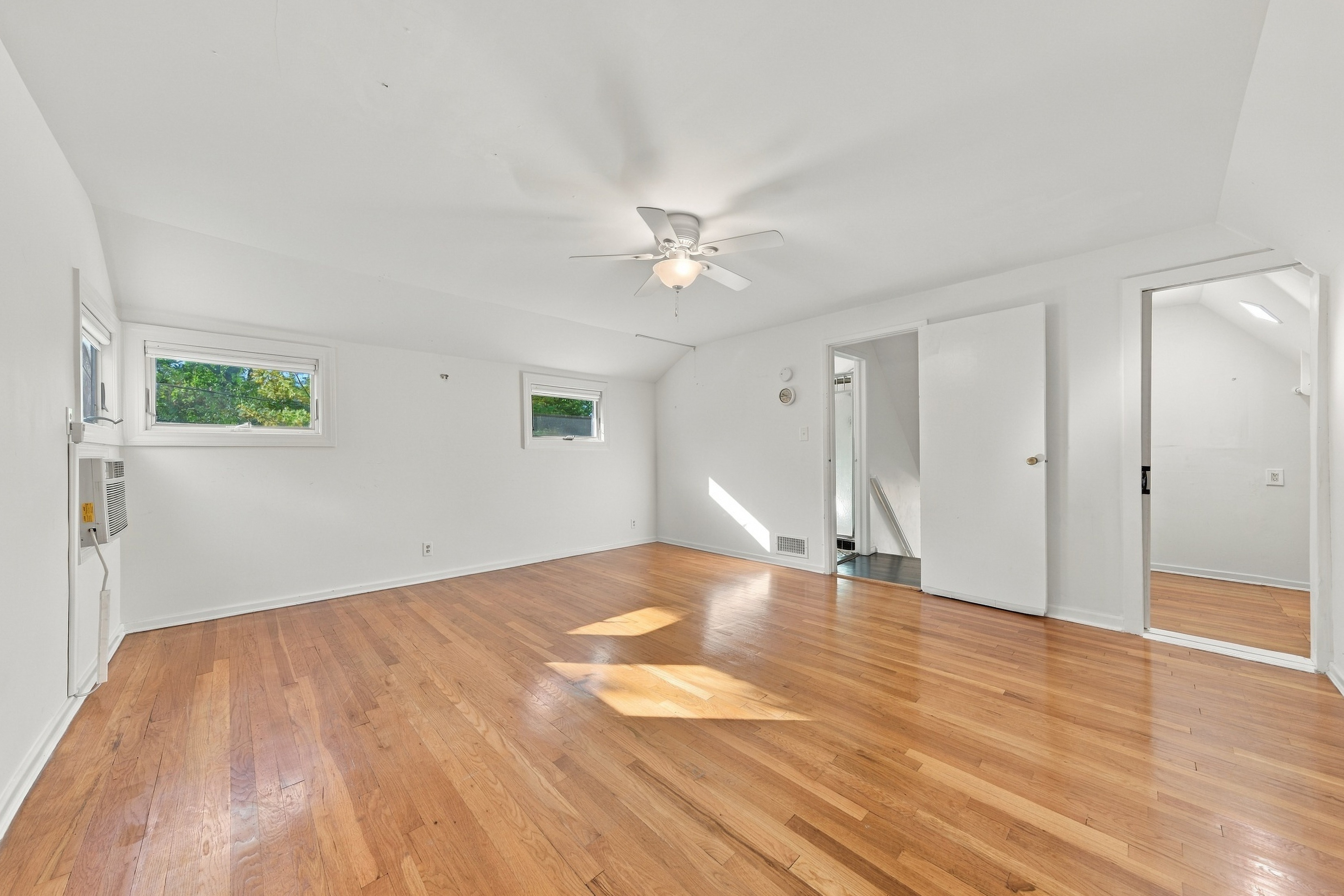  21 Revere Road, Port Washington, NY, 11050 - 物件實景