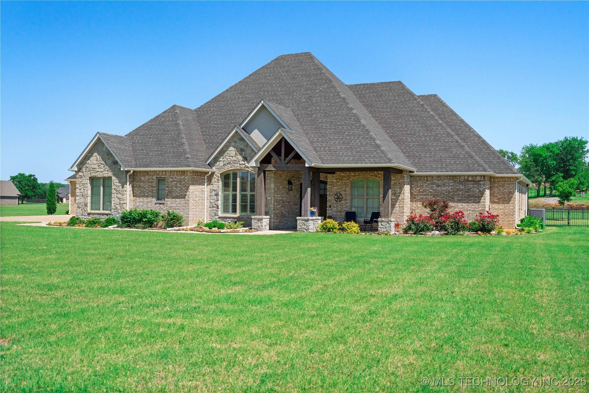 Fort Gibson, Oklahoma, 74434, United States, 4 Bedrooms Bedrooms, ,4 BathroomsBathrooms,Residential,For Sale,2005878