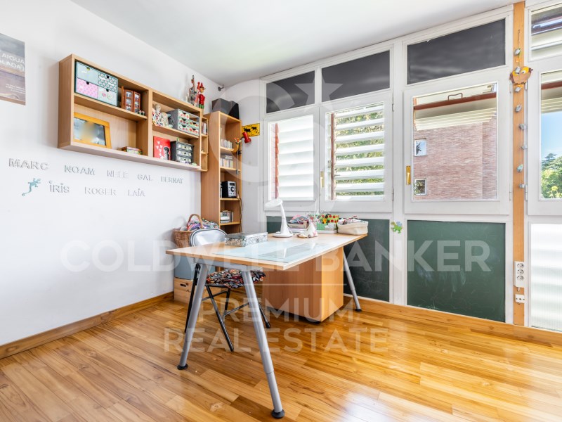 Sant Cugat del Vallès, Catalonia, ES, 3 Bedrooms Bedrooms, ,2 BathroomsBathrooms,Residential,For Sale,1643621