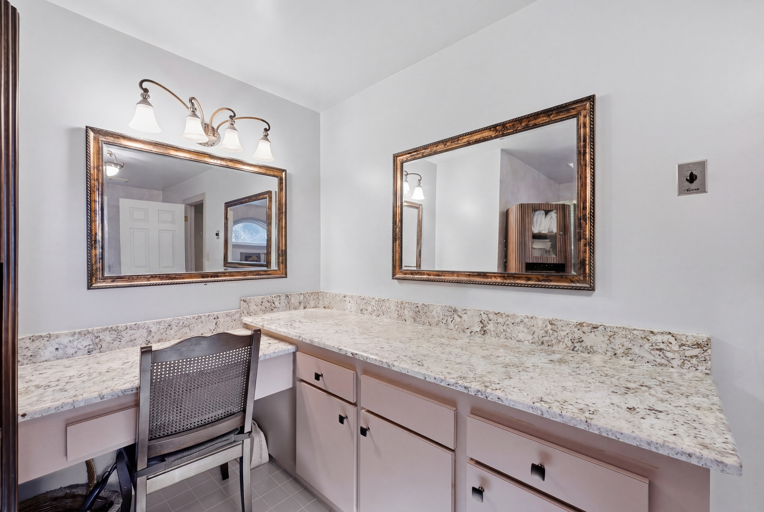 706 Tannahill Court, Chesapeake, VA, 23322 - 物件實景