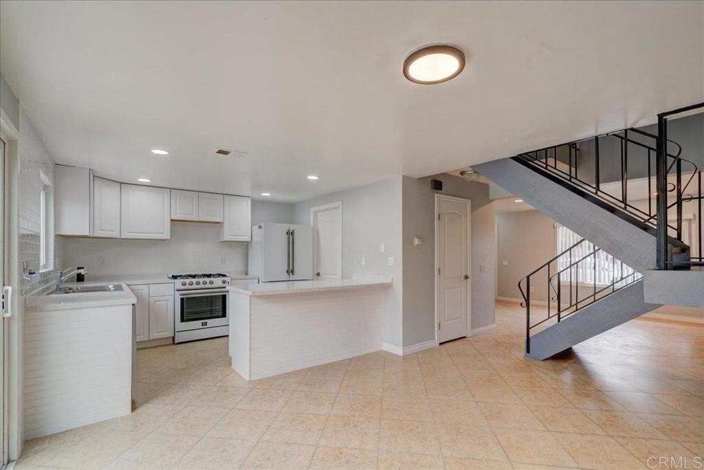 San Ysidro, California, 92173, United States, 3 Bedrooms Bedrooms, ,2 BathroomsBathrooms,Residential,For Sale,1847201