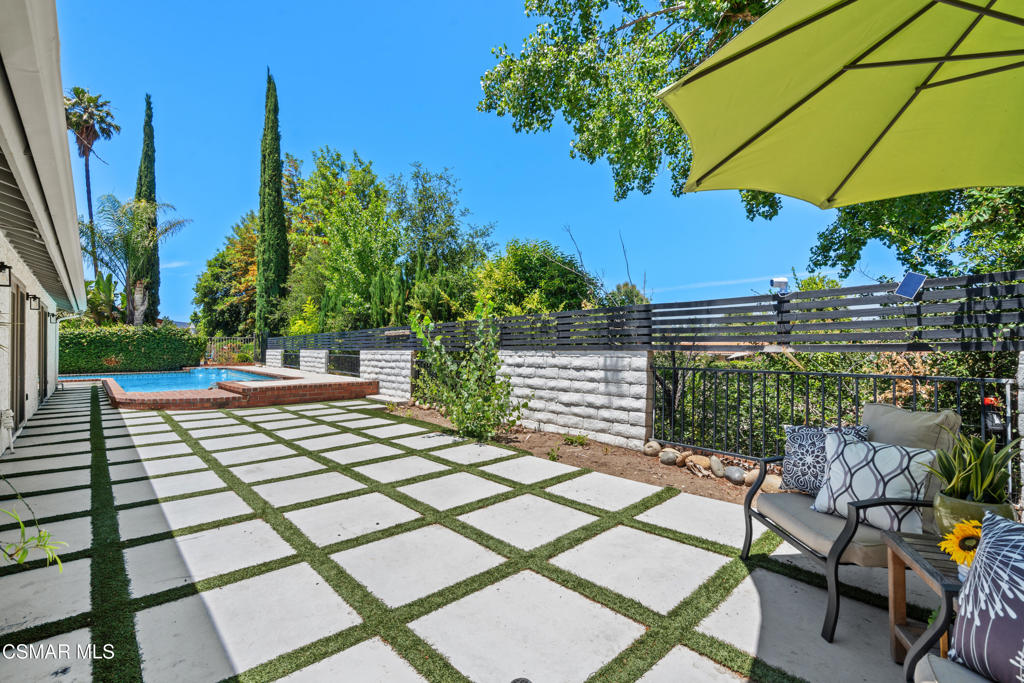 Westlake Village, California, 91361, United States, 4 Bedrooms Bedrooms, ,2 BathroomsBathrooms,Residential,For Sale,1847527