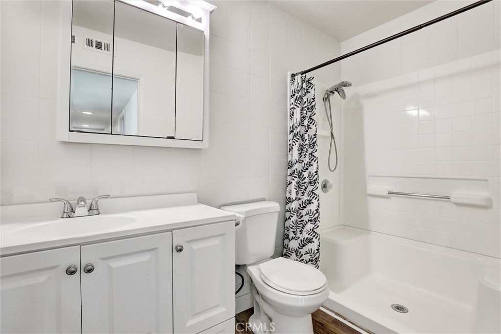 Mission Viejo, California, 92691, United States, 3 Bedrooms Bedrooms, ,2 BathroomsBathrooms,Residential,For Sale,2003474